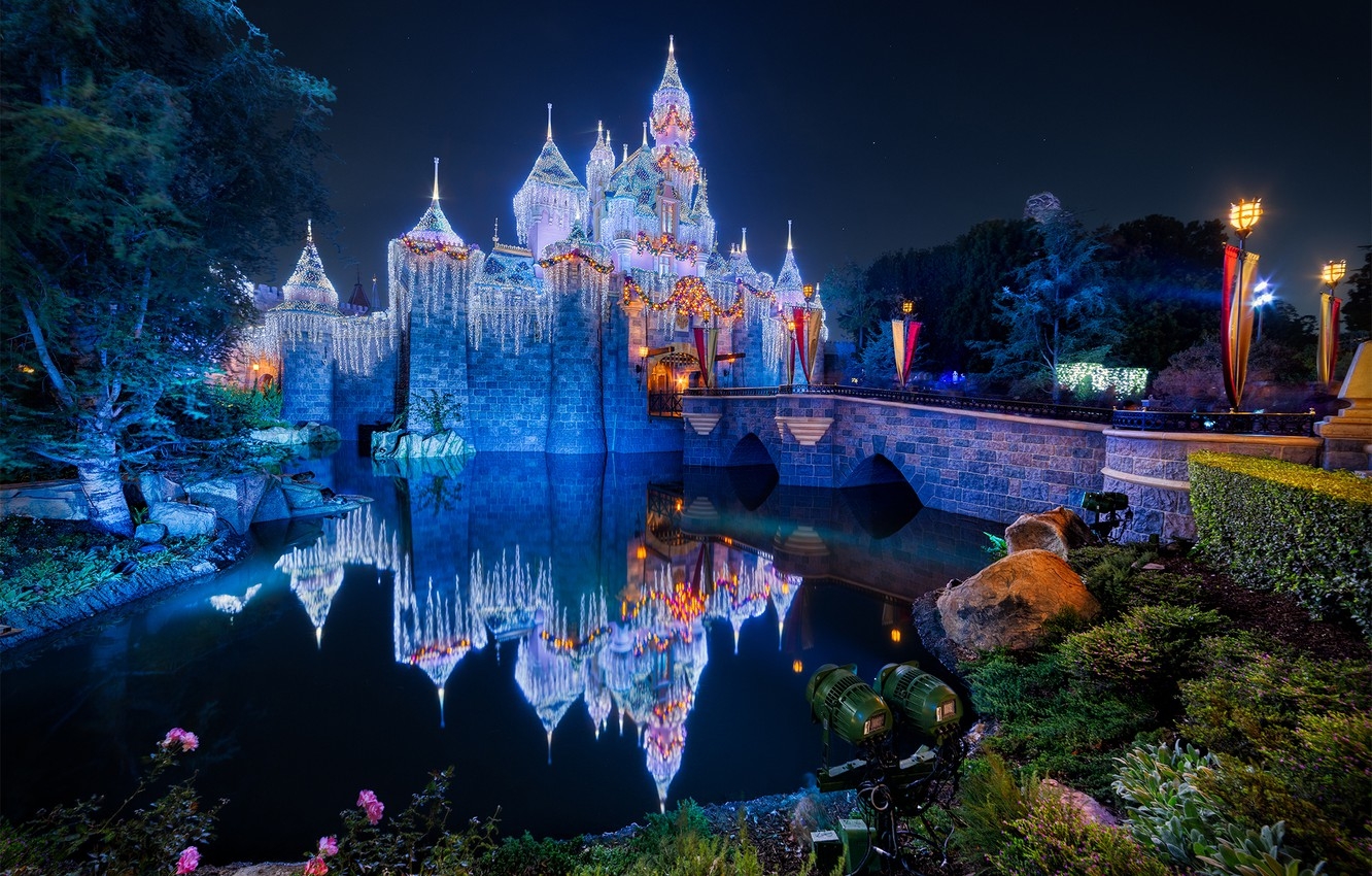 1340x850 Wallpaper bridge, pond, reflection, castle, CA, California, illumination, Disneyland, Anaheim, Sleeping Beauty's Castle, Anaheim, Sleeping Beauty Castle, Disneyland image for desktop, section пейзажи, Desktop