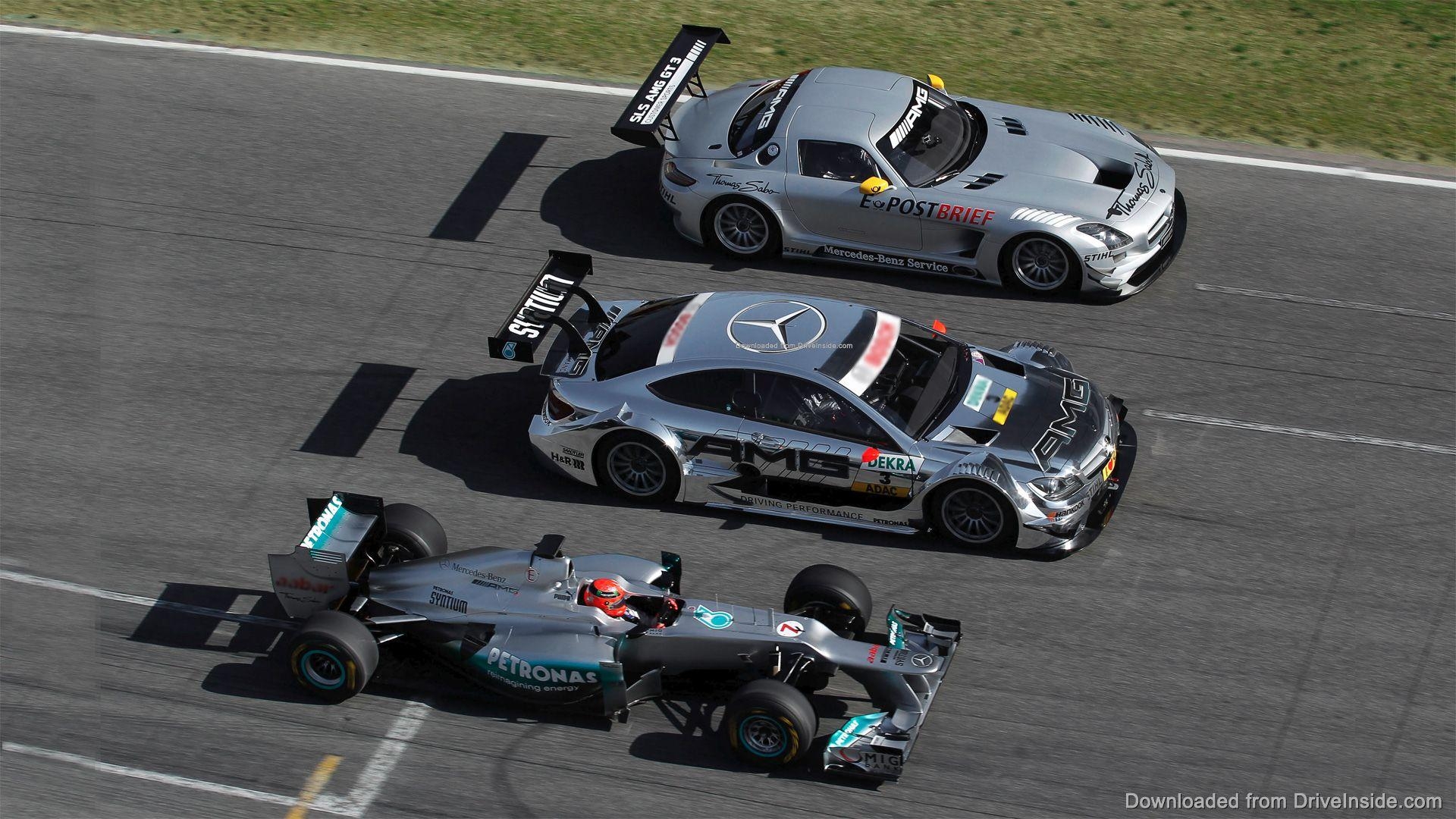 1920x1080 Mercedes AMG Petronas 'keep moving' with Blackberry partnership, Desktop