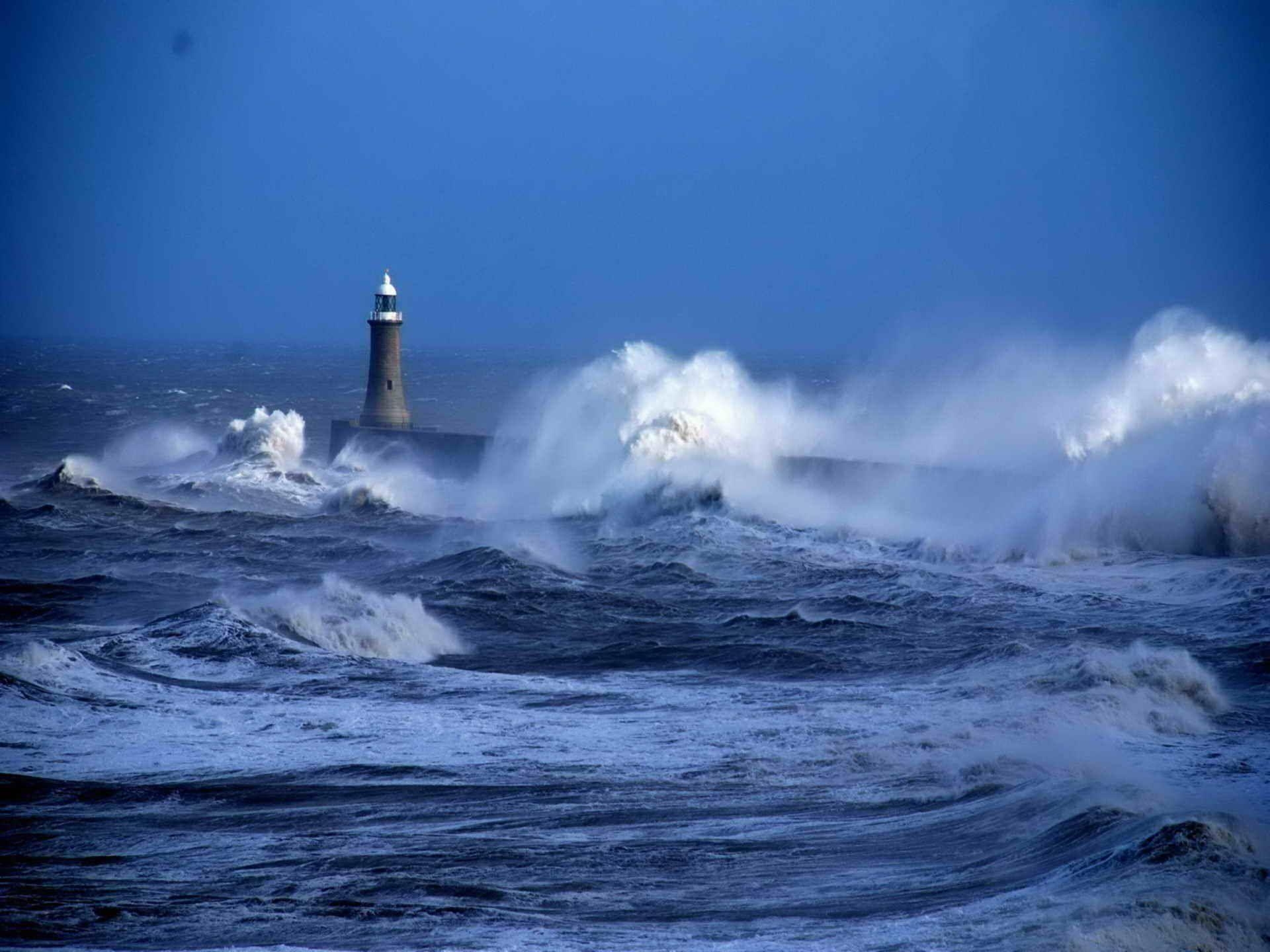 1920x1440 Lighthouses. Lighthouse picture, Waves, Desktop