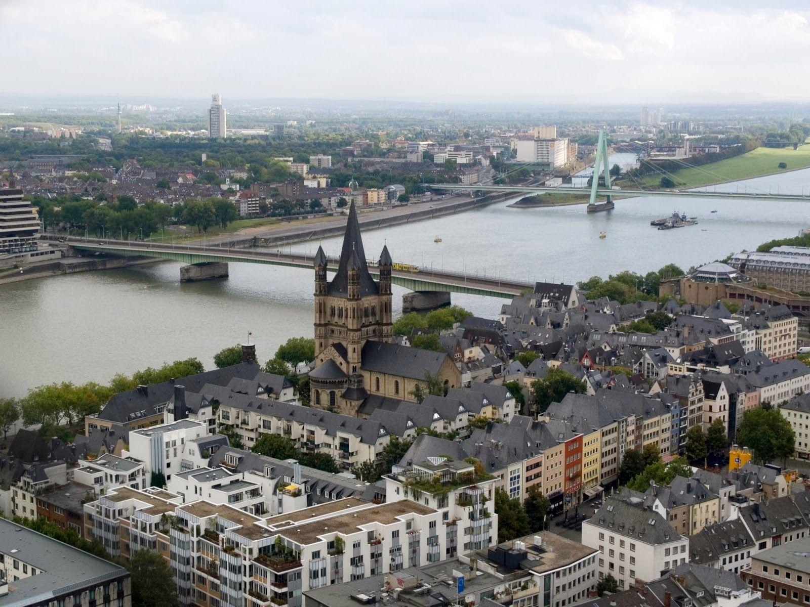 1600x1200 Beautiful background picture of Cologne, Desktop