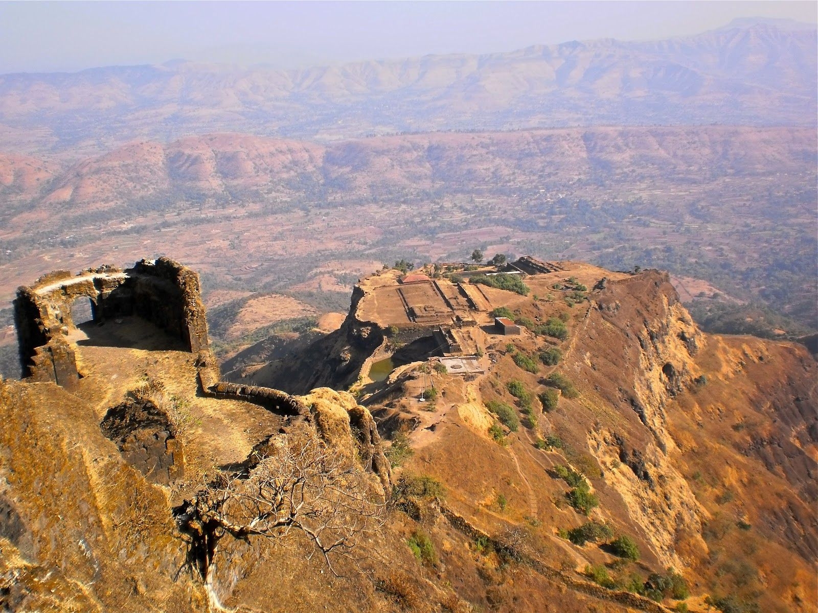 1600x1200 AdventureWorks zone: NIGHT TREK TO RAJGAD FORT, NASRAPUR, PUNE, MAHARASHTRA, Desktop