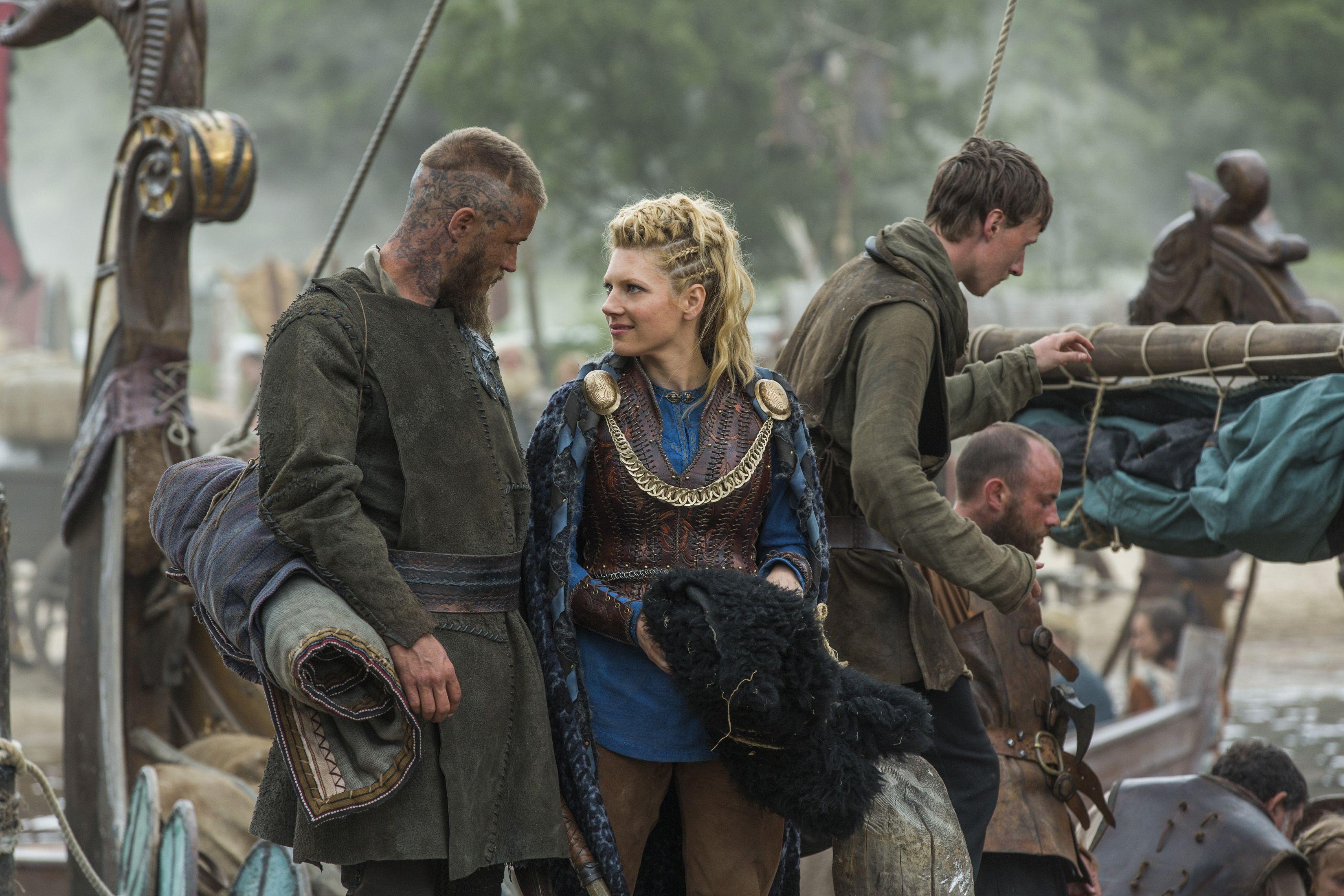 3300x2200 Wallpaper Ragnar Lodbrok, Lagertha, Vikings, HD, TV Series, Desktop