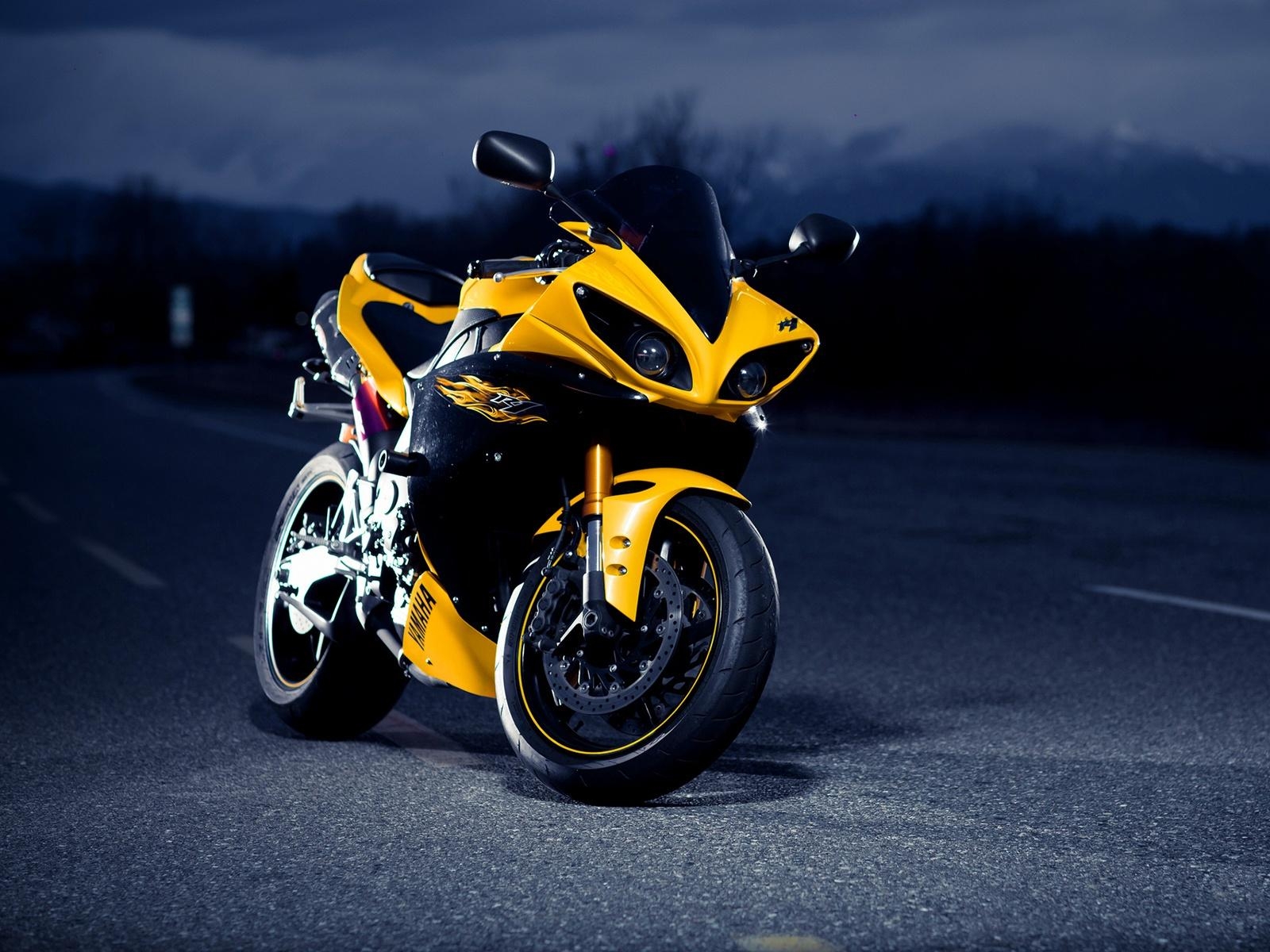 1600x1200 R1 Background. Custom Yamaha R1 Wallpaper, Yamaha R1 Raven Wallpaper and Yamaha R1 Wallpaper, Desktop