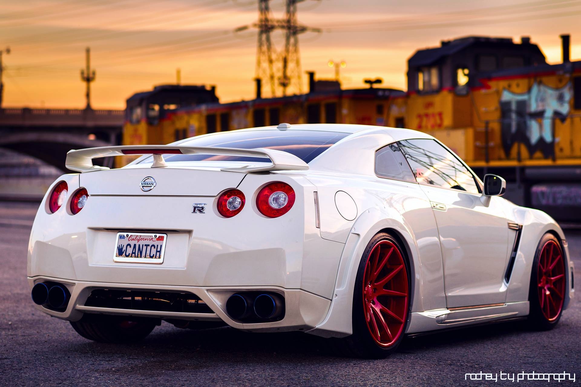 1920x1280 Wallpaper Nissan, Gt R, White, Back, Red, Wheels, Sky, Sunset, Desktop