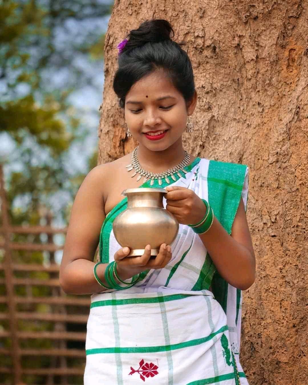 1080x1350 Santali traditional girl white panchi sharee, Phone