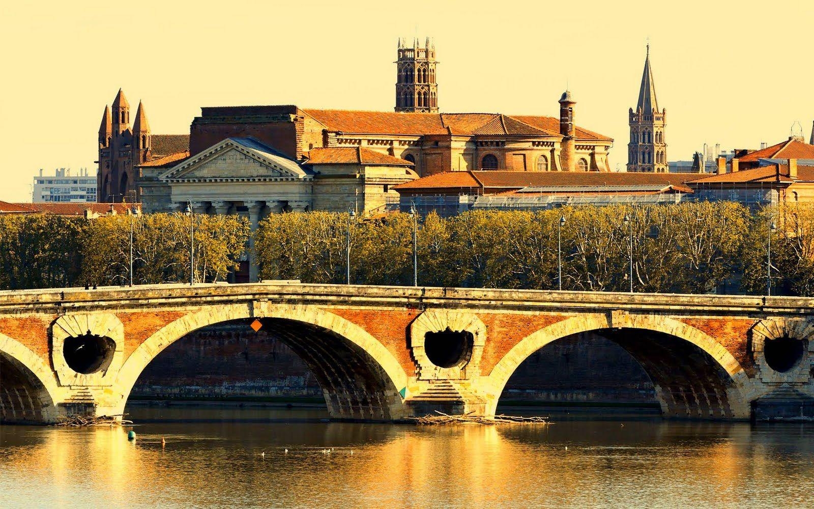 1600x1000 world places: Toulouse France Wallpaper, Desktop