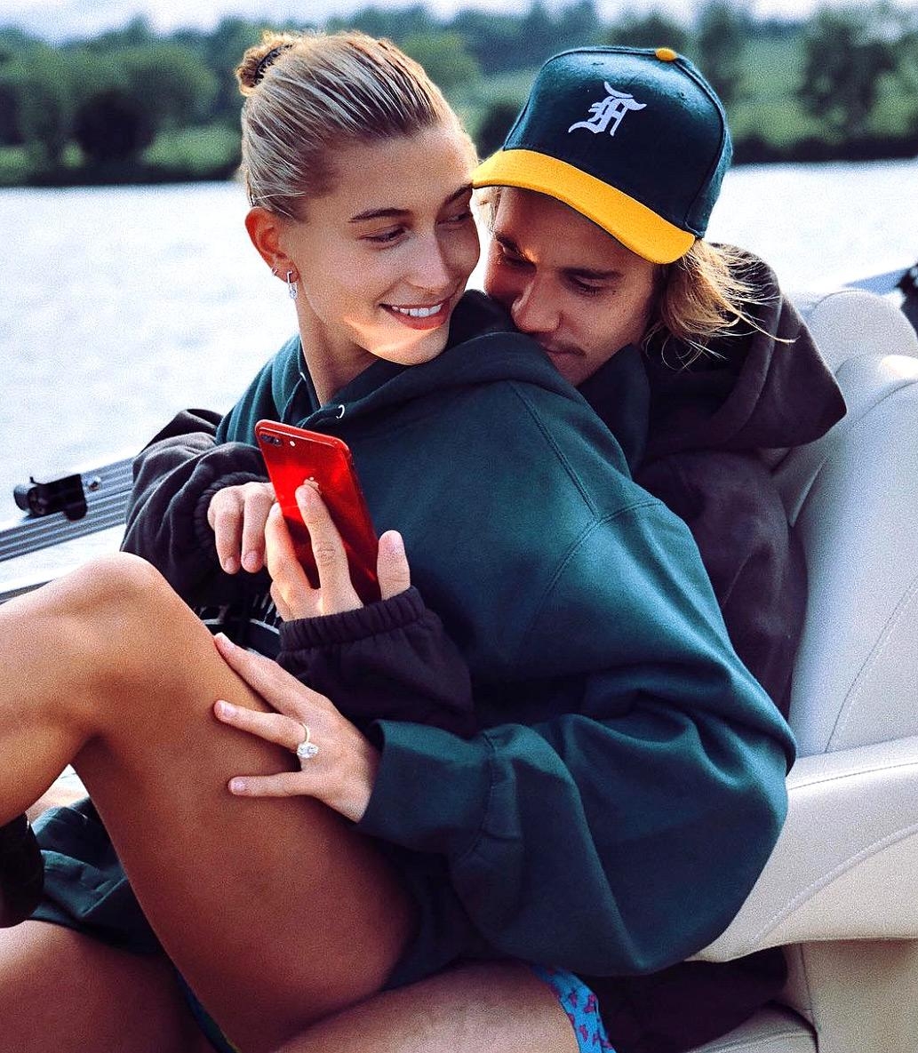 1040x1190 Justin Bieber, Hailey Baldwin, Relationship Photo, Phone