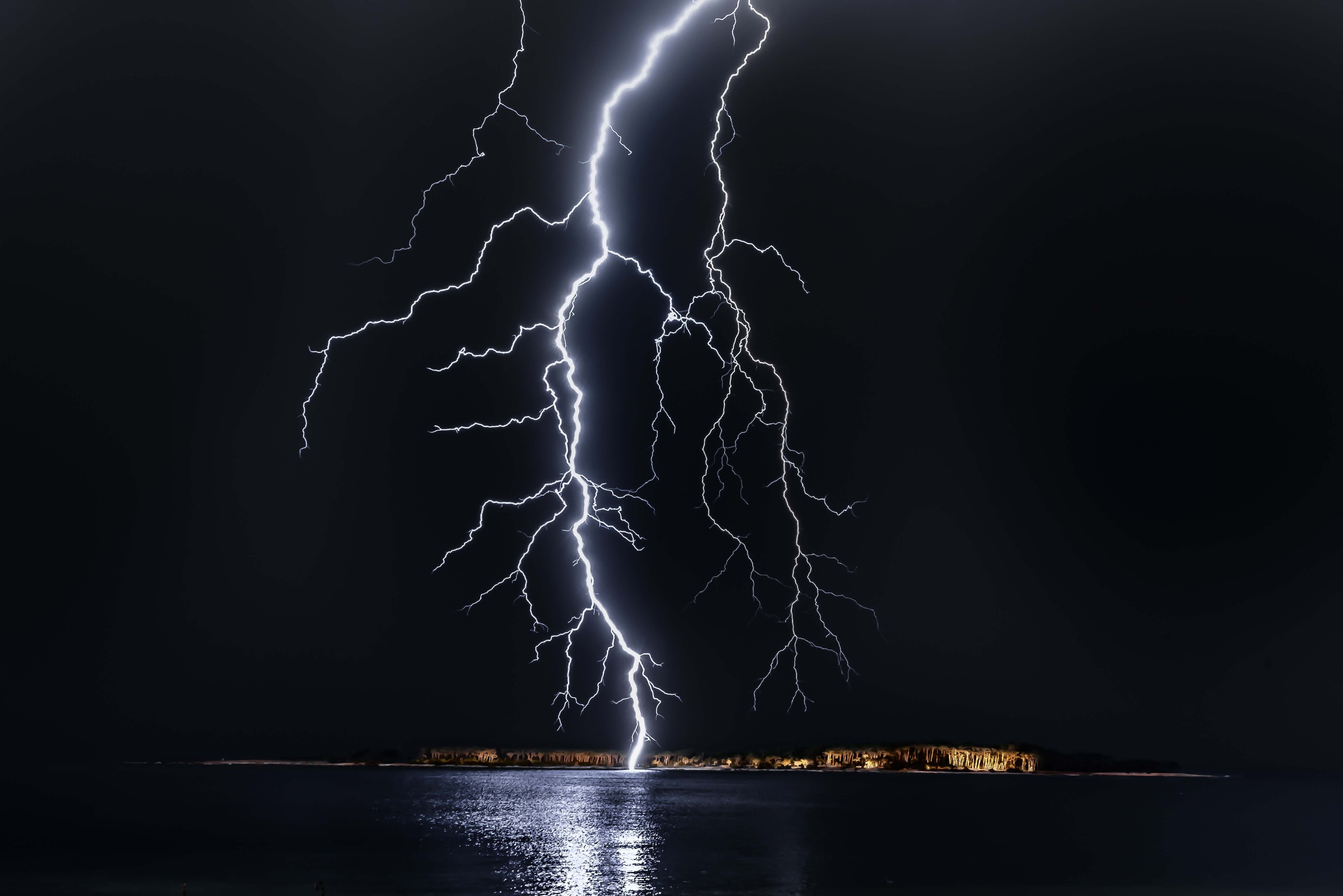 5250x3500 Lightning 4K wallpaper for your desktop or mobile screen free and easy to download, Desktop