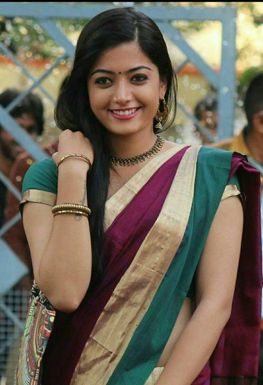 880x1280 Rashmika Wallpaper Free Rashmika Background, Phone