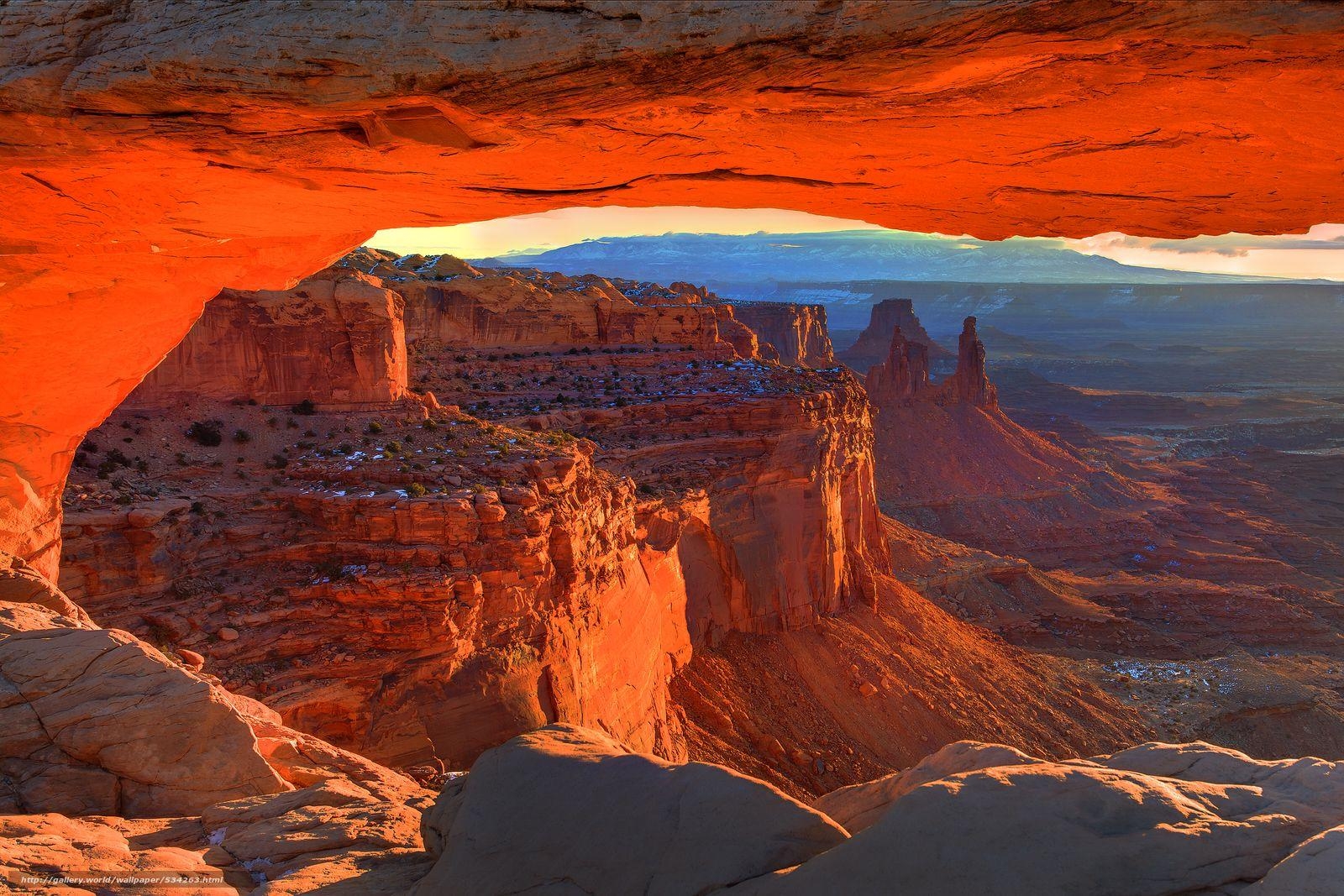 1600x1070 Download wallpaper the roof is on fire arch, canyonlands, Desktop