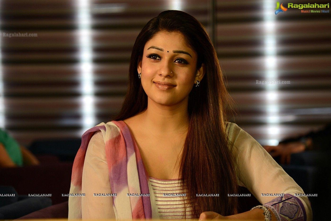 1400x940 Nayanthara Wallpaper, Desktop