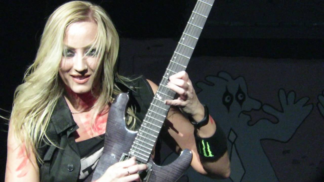 1280x720 Nita Strauss, Desktop