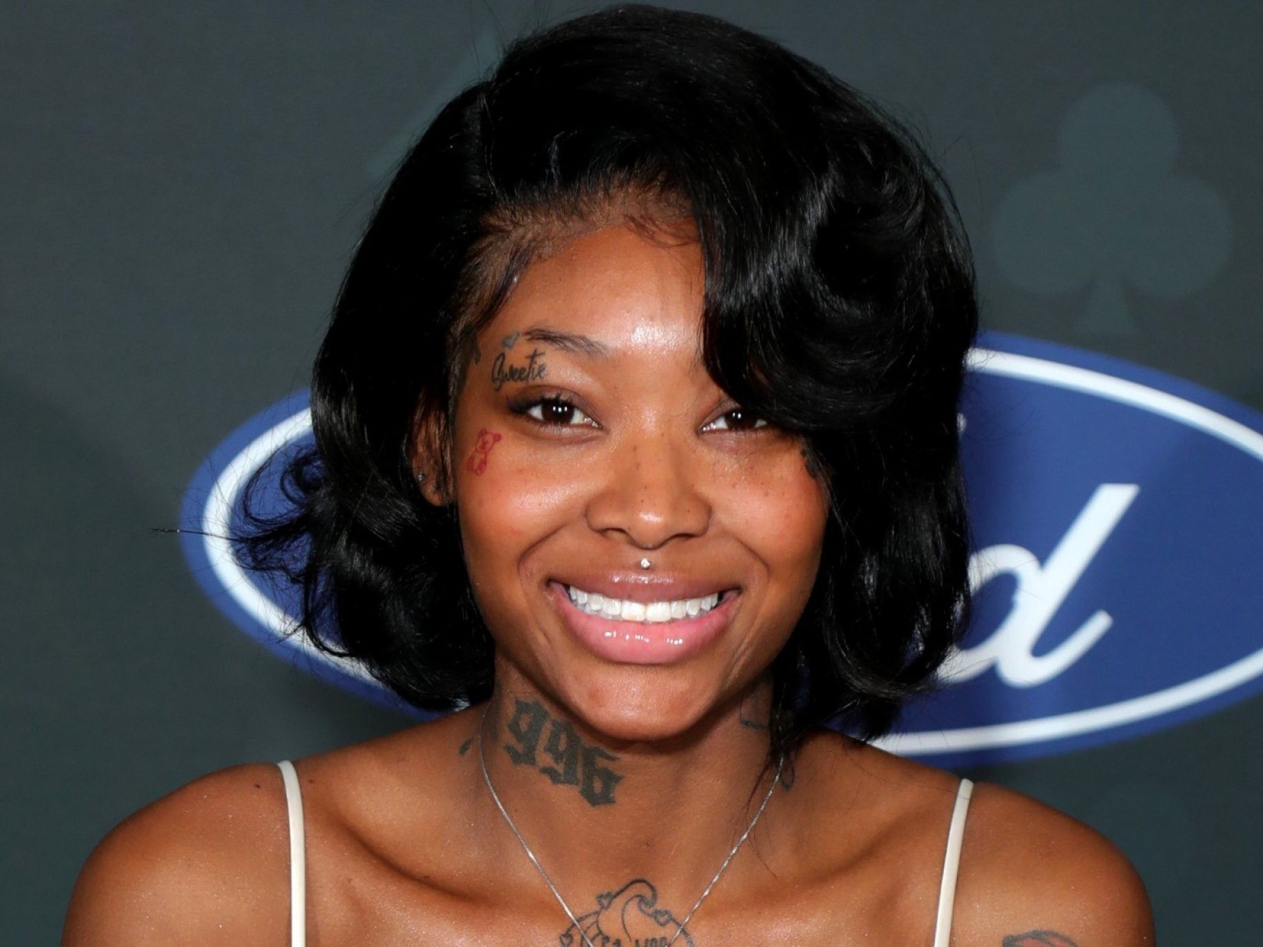 1840x1380 Summer Walker Pushes Back On White Woman Criticizing Her Edges, Desktop