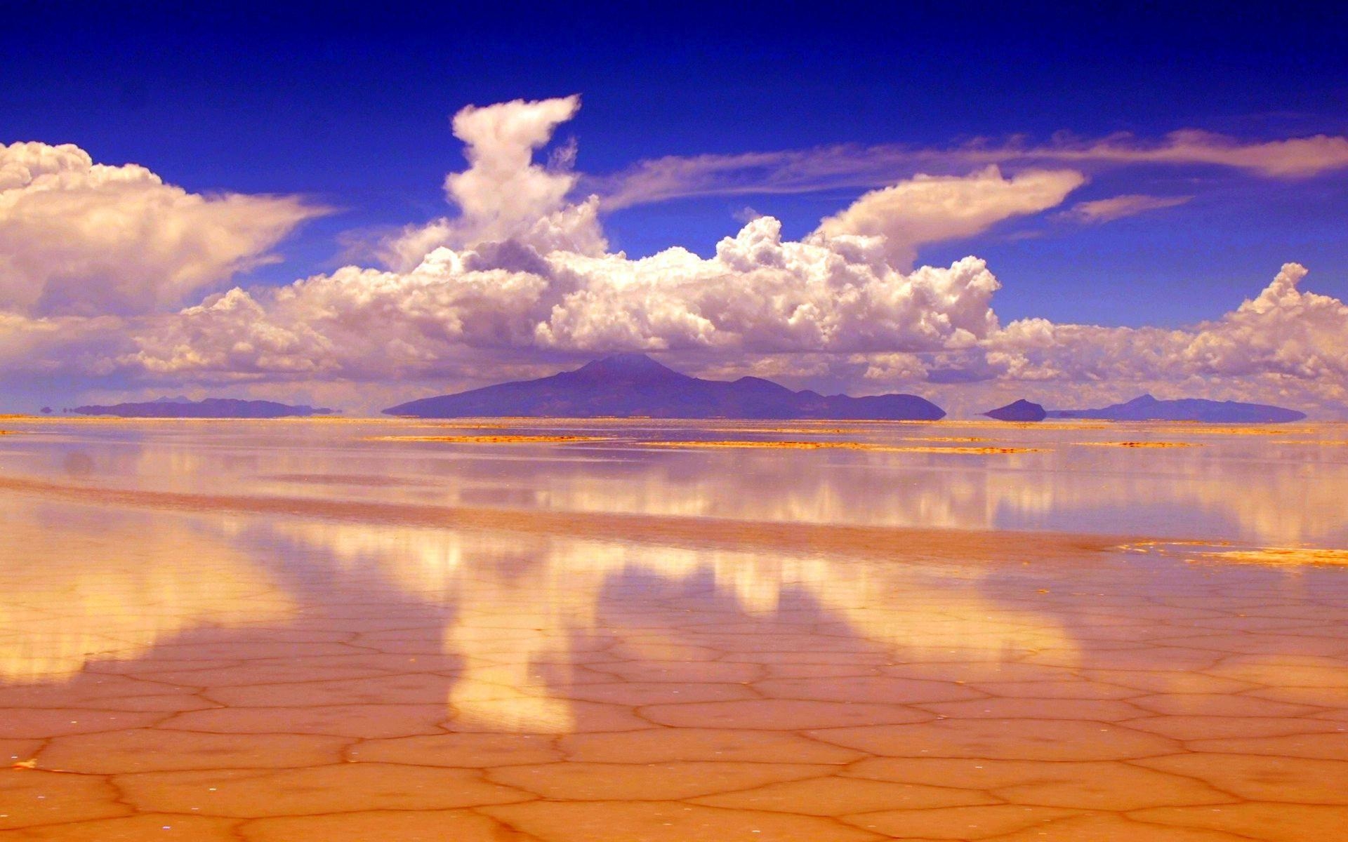 1920x1200 Salar de Uyuni..and more, downloadable wallpaper!!. I love to, Desktop