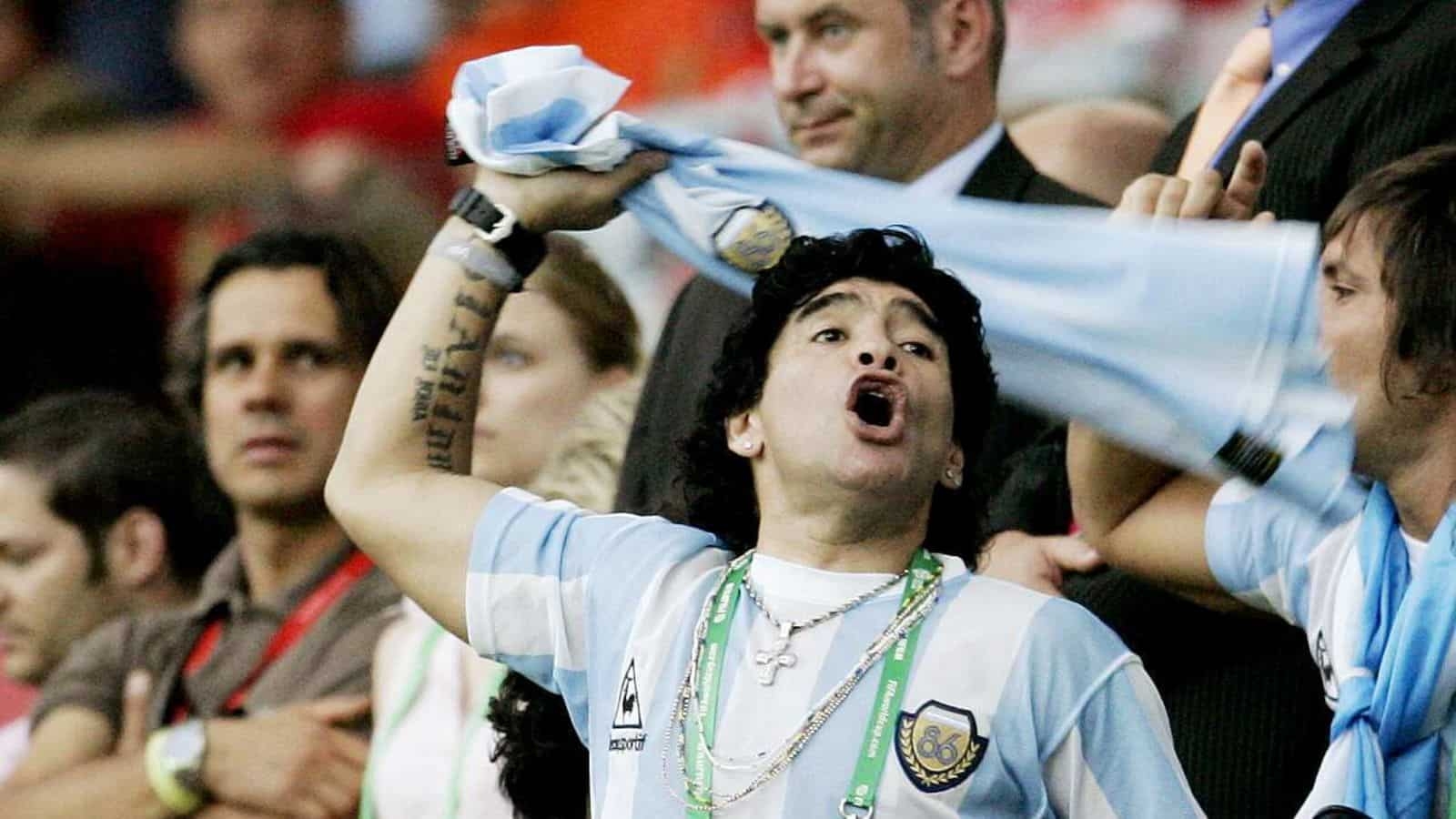 1600x900 Football legend Maradona passes away at 60 due to cardiac arrest, Desktop