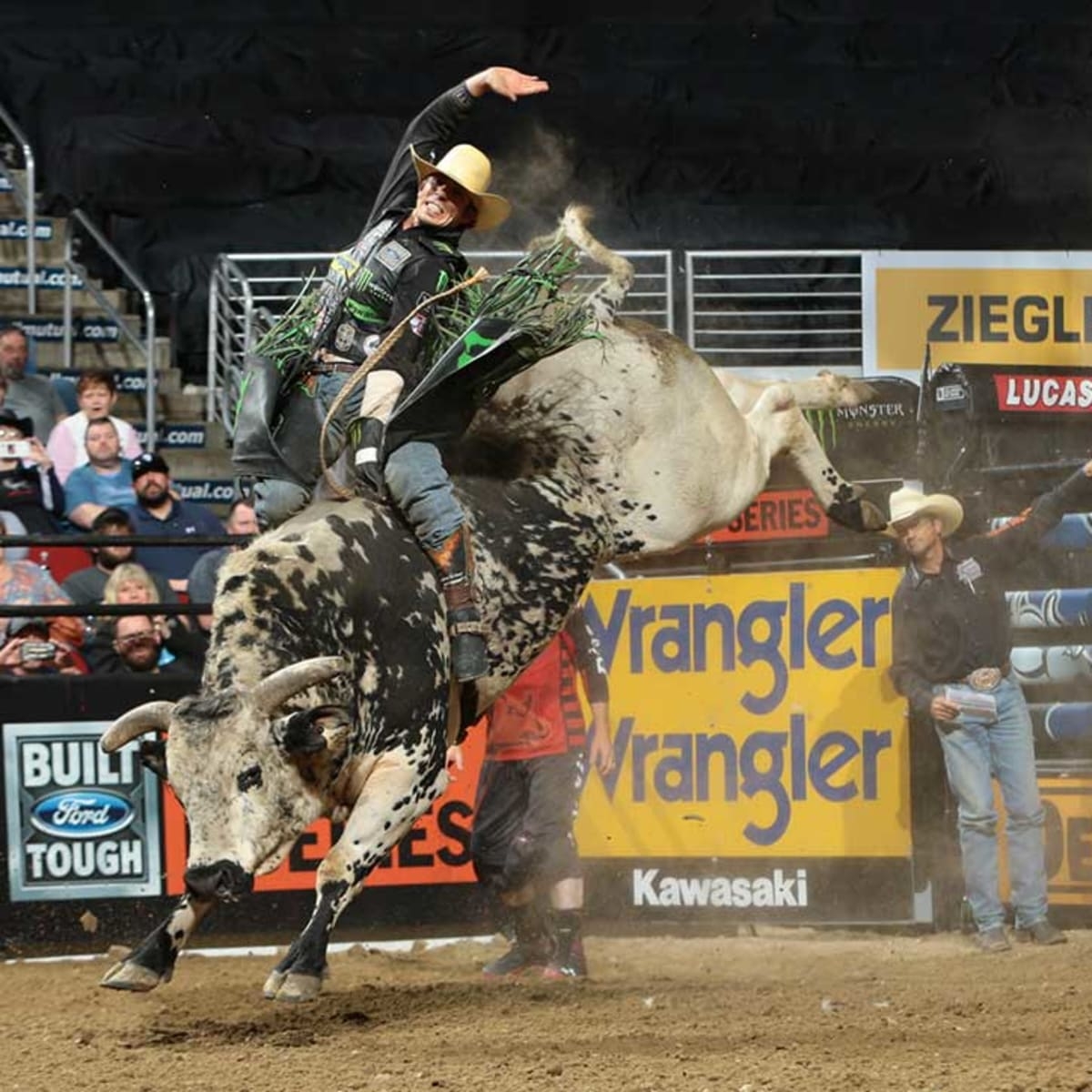 1200x1200 Jared Allen: Ex Vikings Star's Unlikely Path To Bull Riding Dominance, Phone