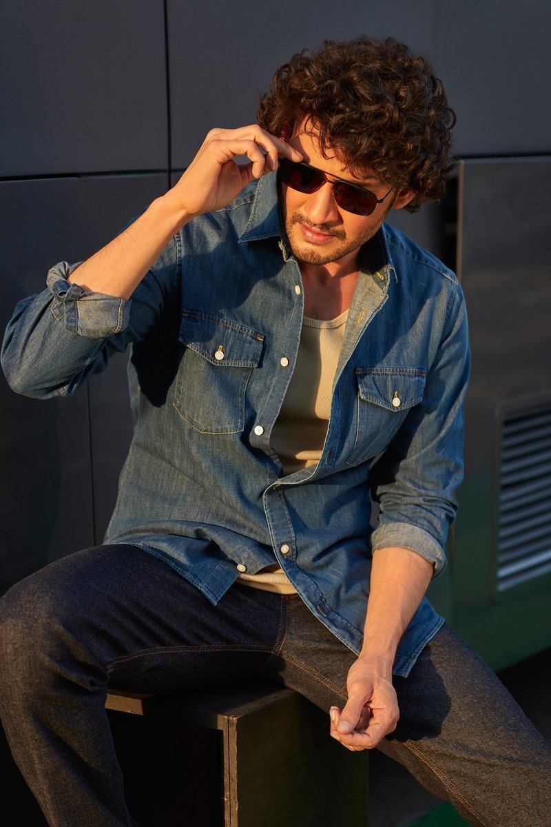 800x1200 Babu gaadu, Phone