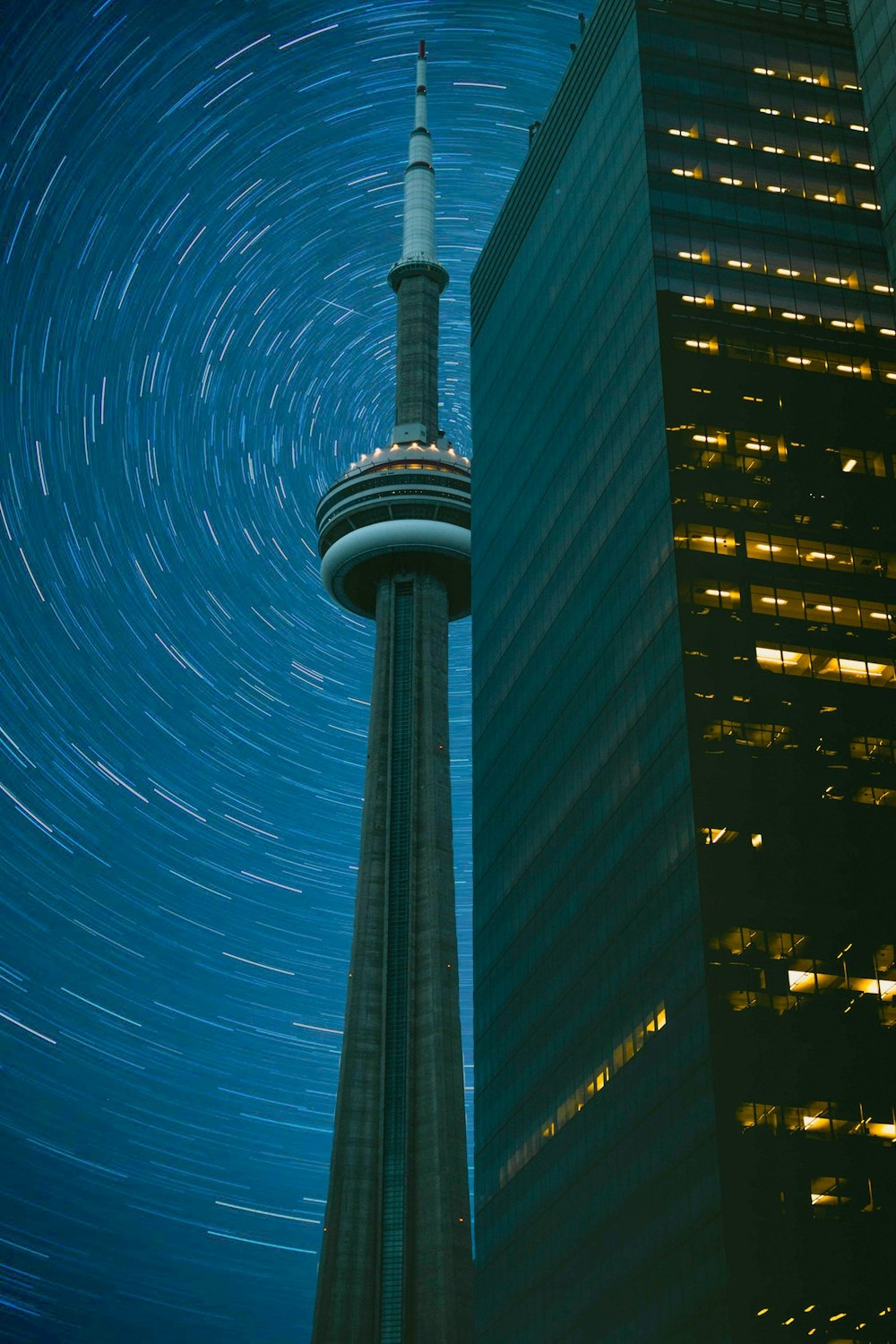 1000x1500 CN Tower In Time Lapse Photography, Phone