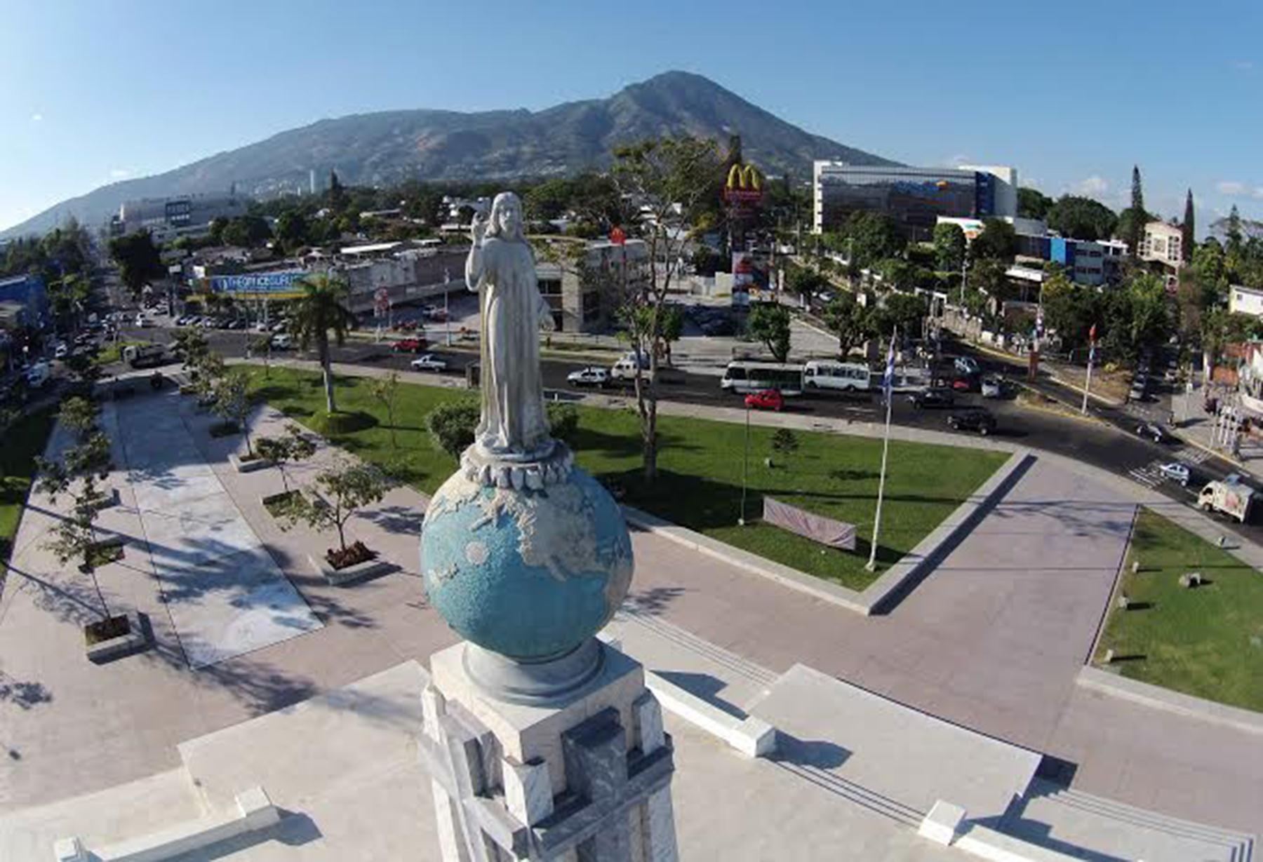 1800x1230 Deploying Drones For News Gathering In El Salvador Tech News, Desktop