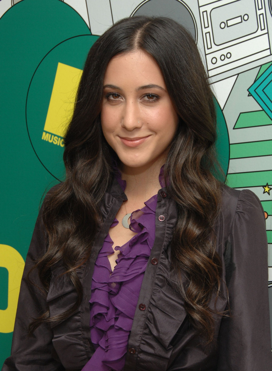 880x1200 Vanessa Carlton wallpaper, Phone