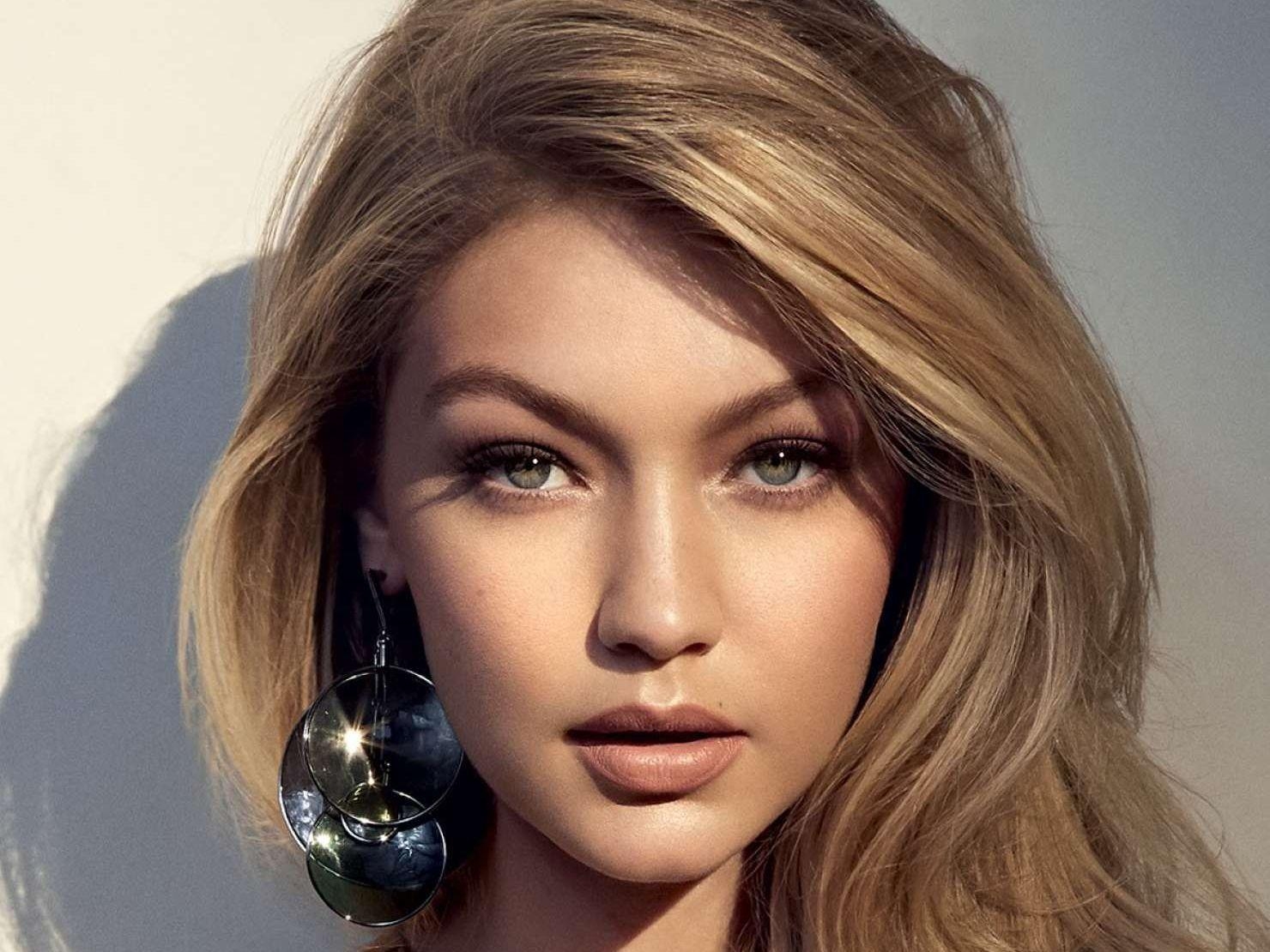 1480x1110 Gigi Hadid HD Wallpaper, Desktop