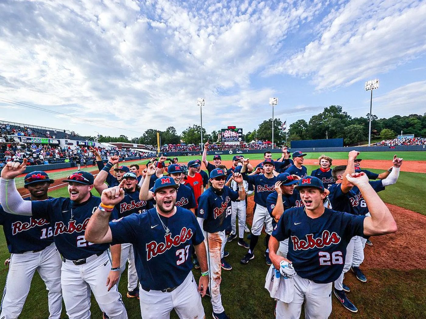 1400x1050 What should Arizona baseball expect from Ole Miss in Super Regionals? A Rebels expert gives us the inside scoop Desert Swarm, Desktop