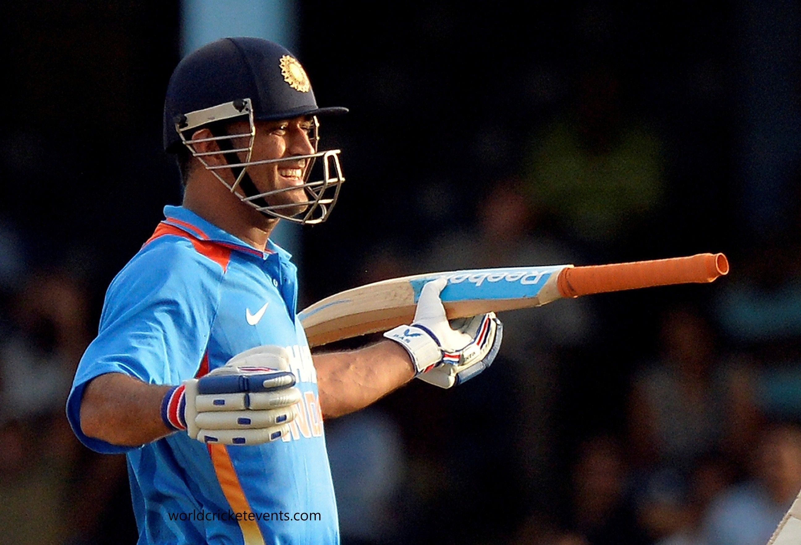 2600x1770 Ms Dhoni Wallpaper, Desktop