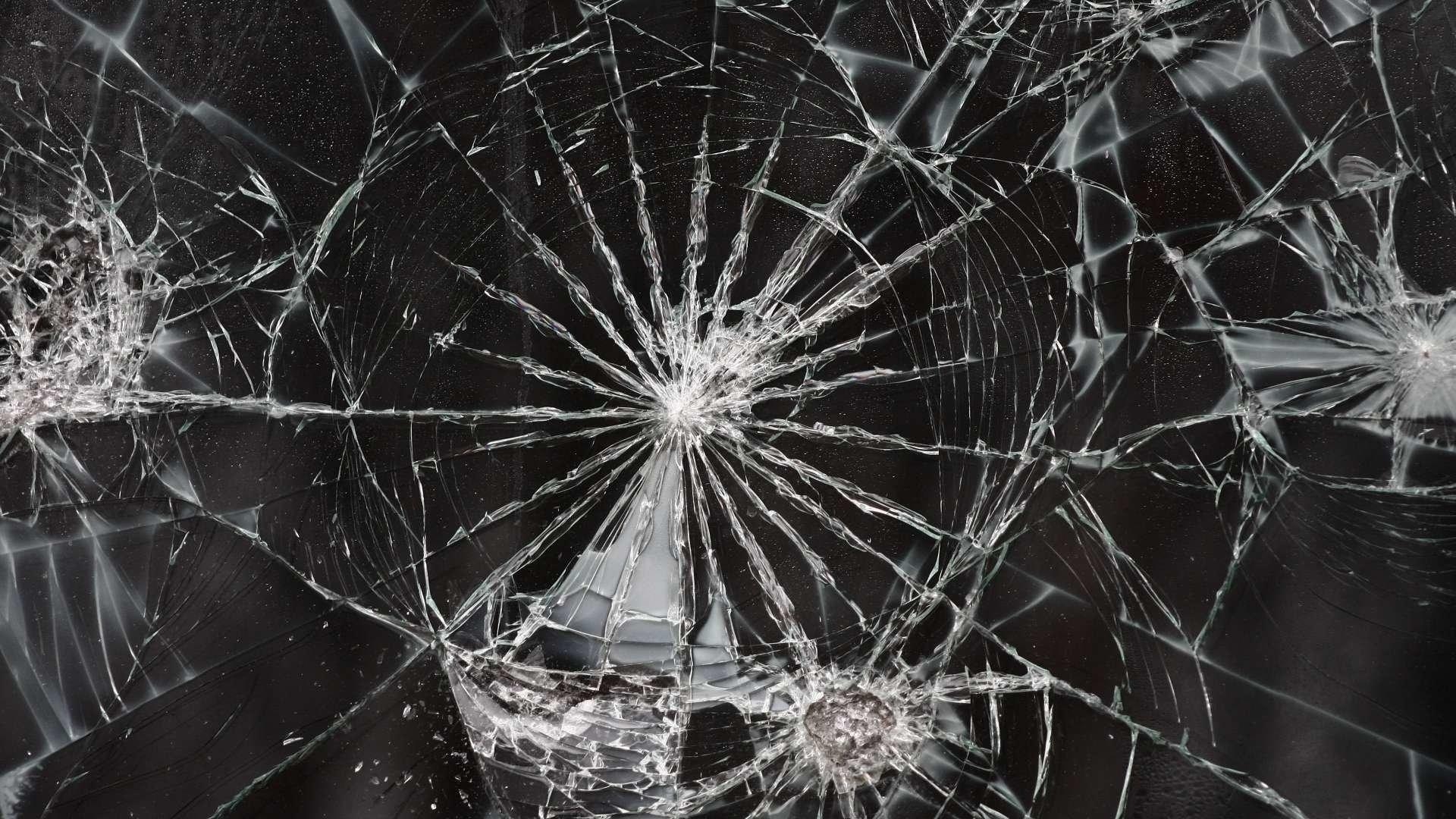 1920x1080 Cracked Screen Wallpaper, Desktop