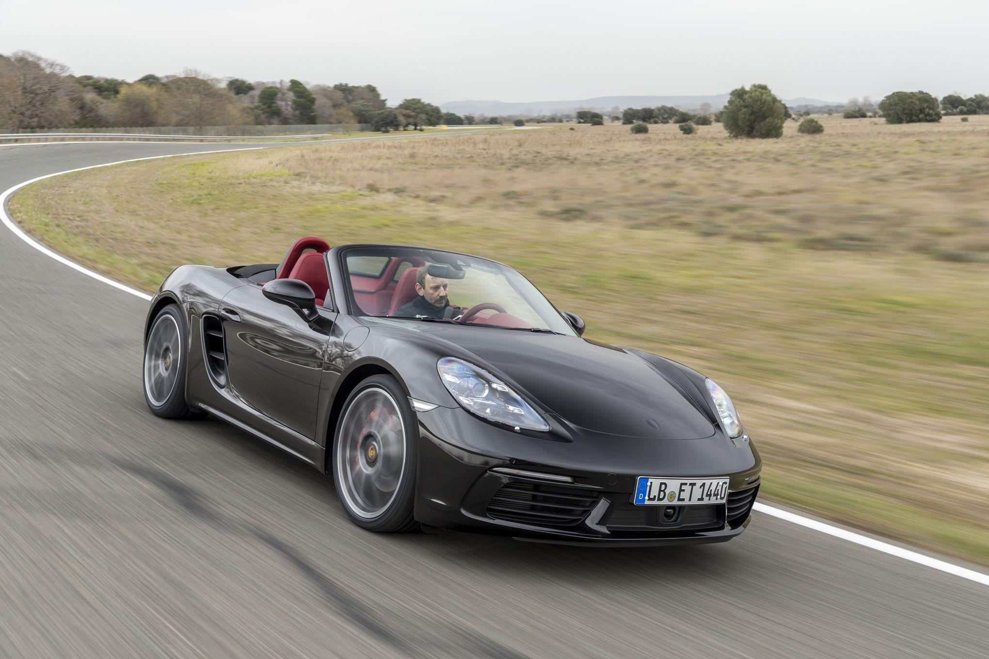 2040x1360 Porsche 718 Boxster First Ride Review, Desktop