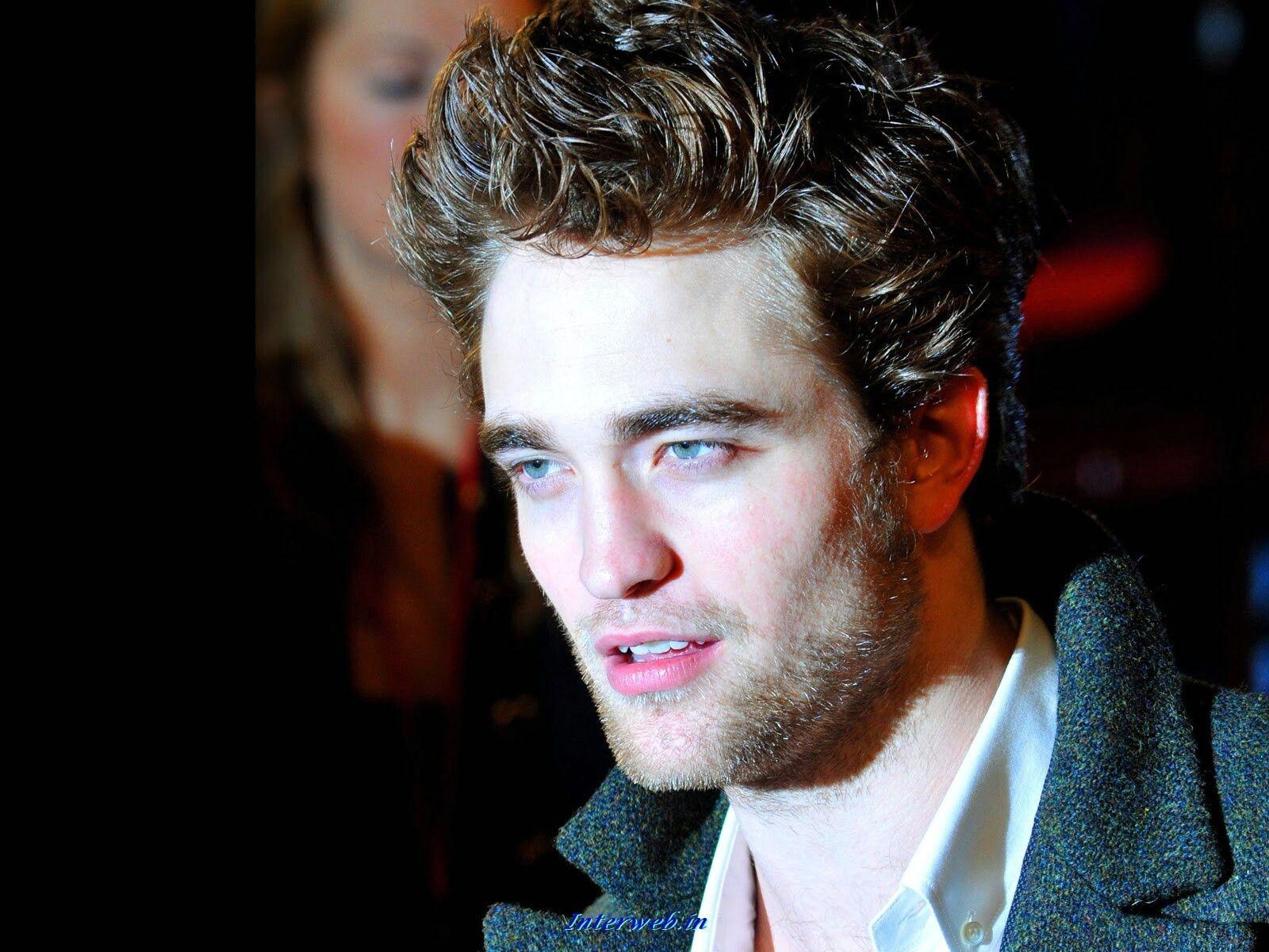 1600x1200 Robert Pattinson Wallpaper, Adorable HDQ Background of Robert, Desktop