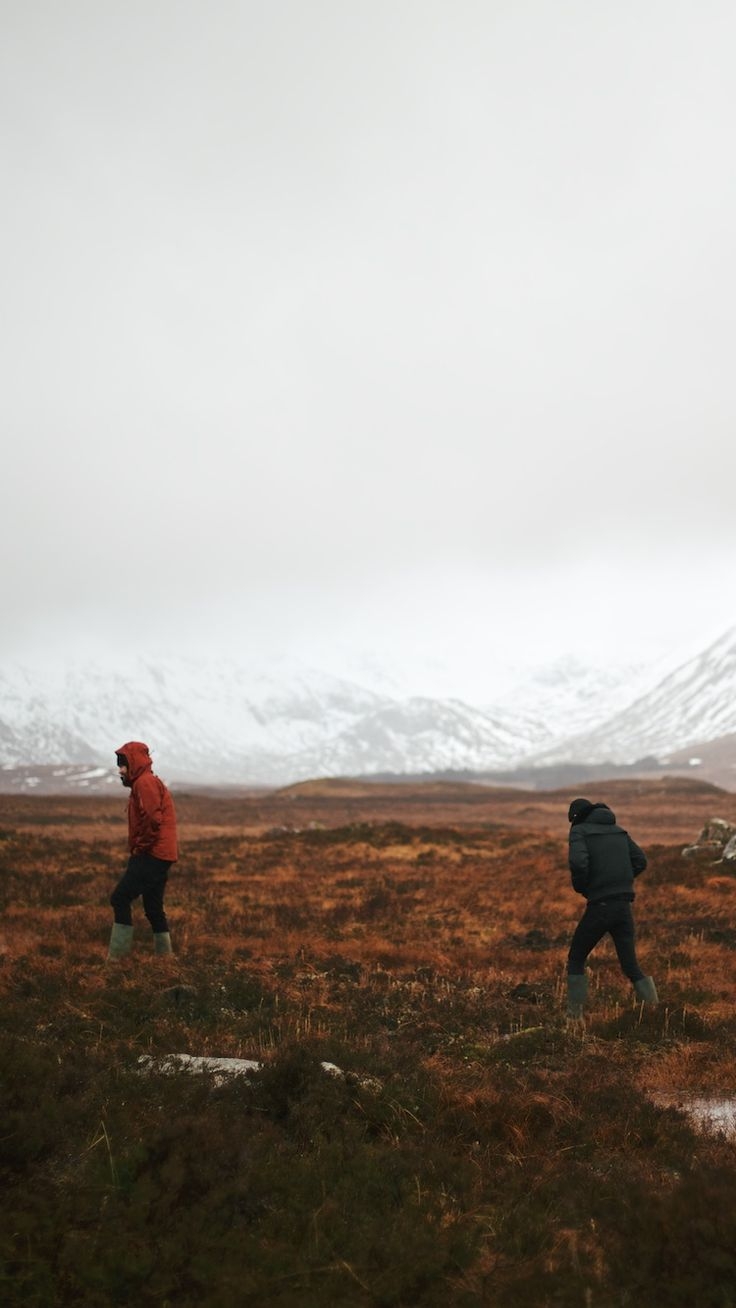 740x1310 Winter Alaska Mountains People In, Phone