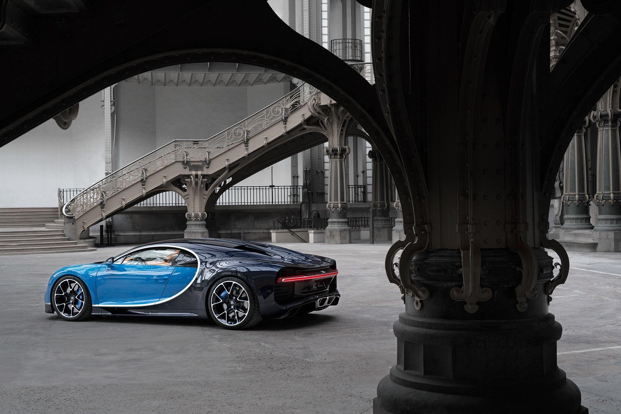 2000x1340 Bugatti Chiron 2017 HD wallpaper free download, Desktop