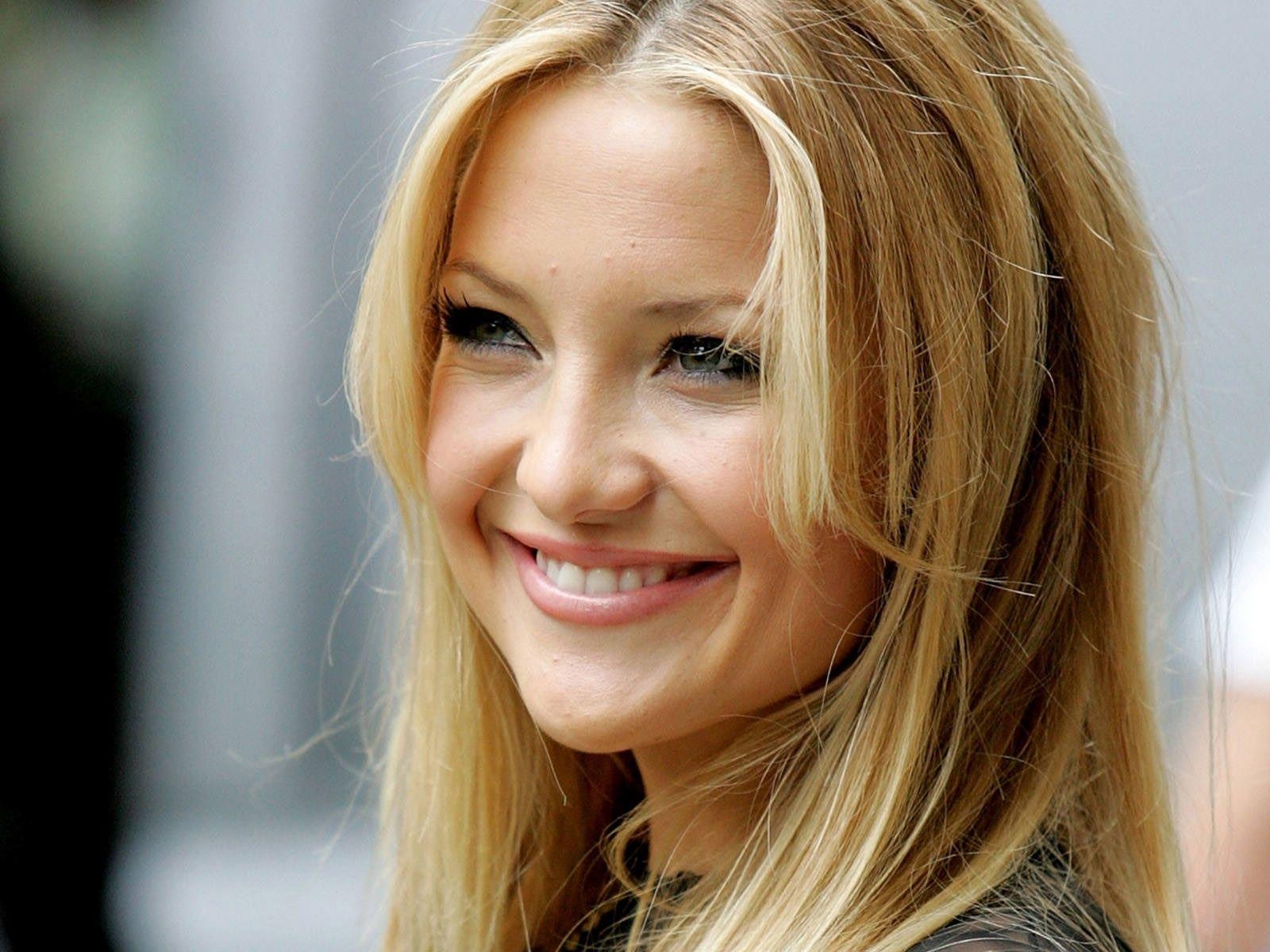 1600x1200 Kate Hudson Wallpaper High Resolution and Quality Download, Desktop