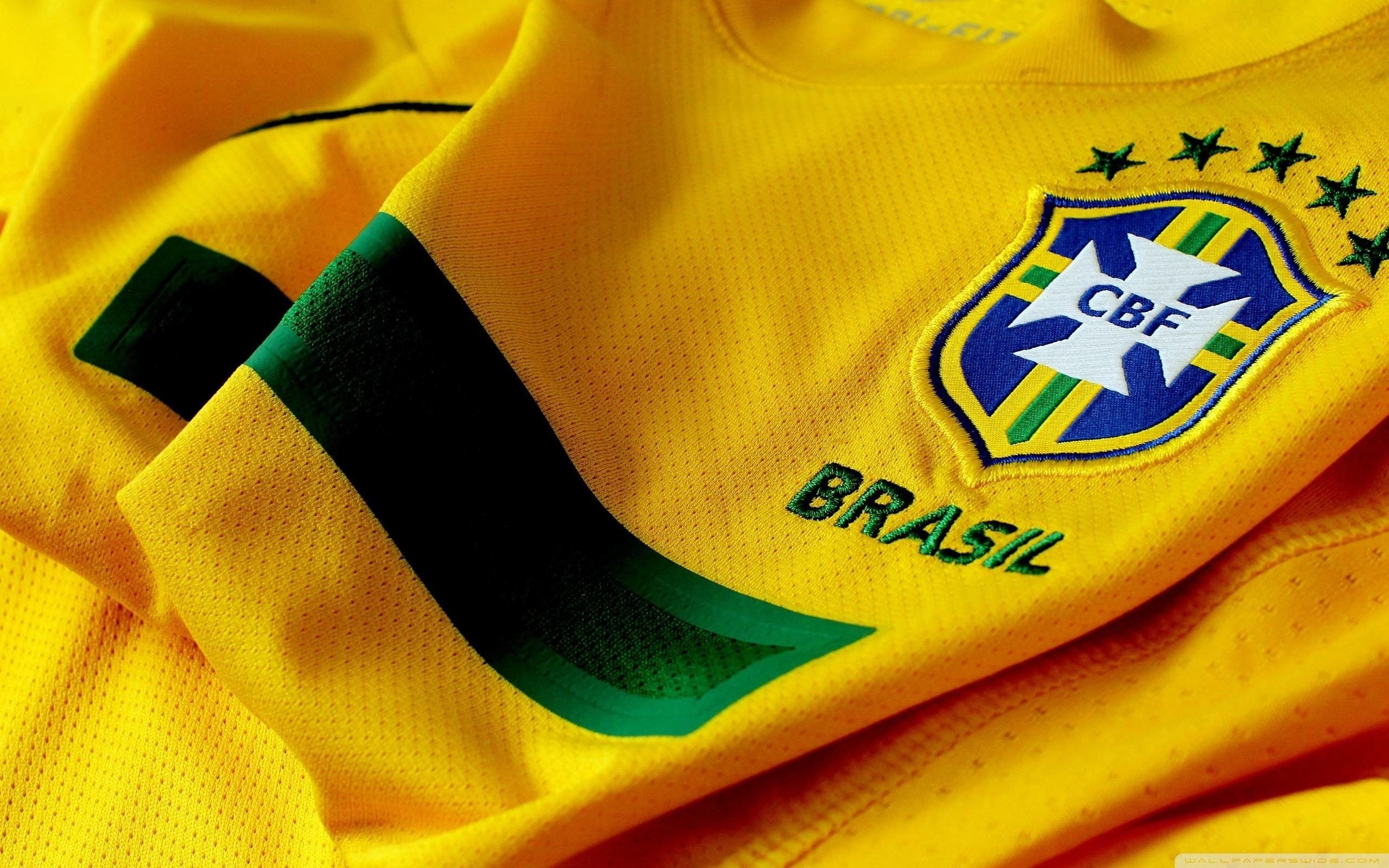 2560x1600 Brazil Soccer Wallpaper, Desktop