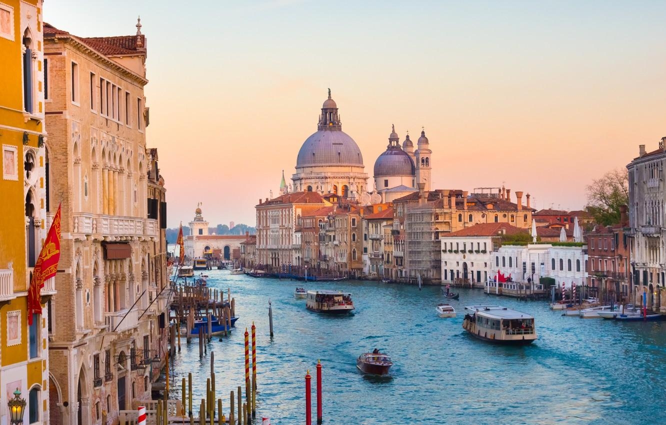 1340x850 Wallpaper building, Italy, panorama, Venice, Cathedral, channel, Desktop