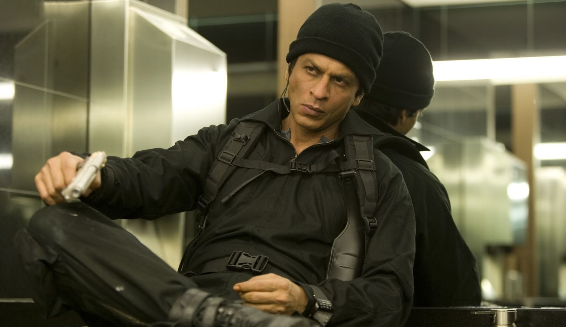 1920x1120 Shahrukh Khan From Movie Don 2. HD Bollywood Actors Wallpaper for Mobile and Desktop, Desktop