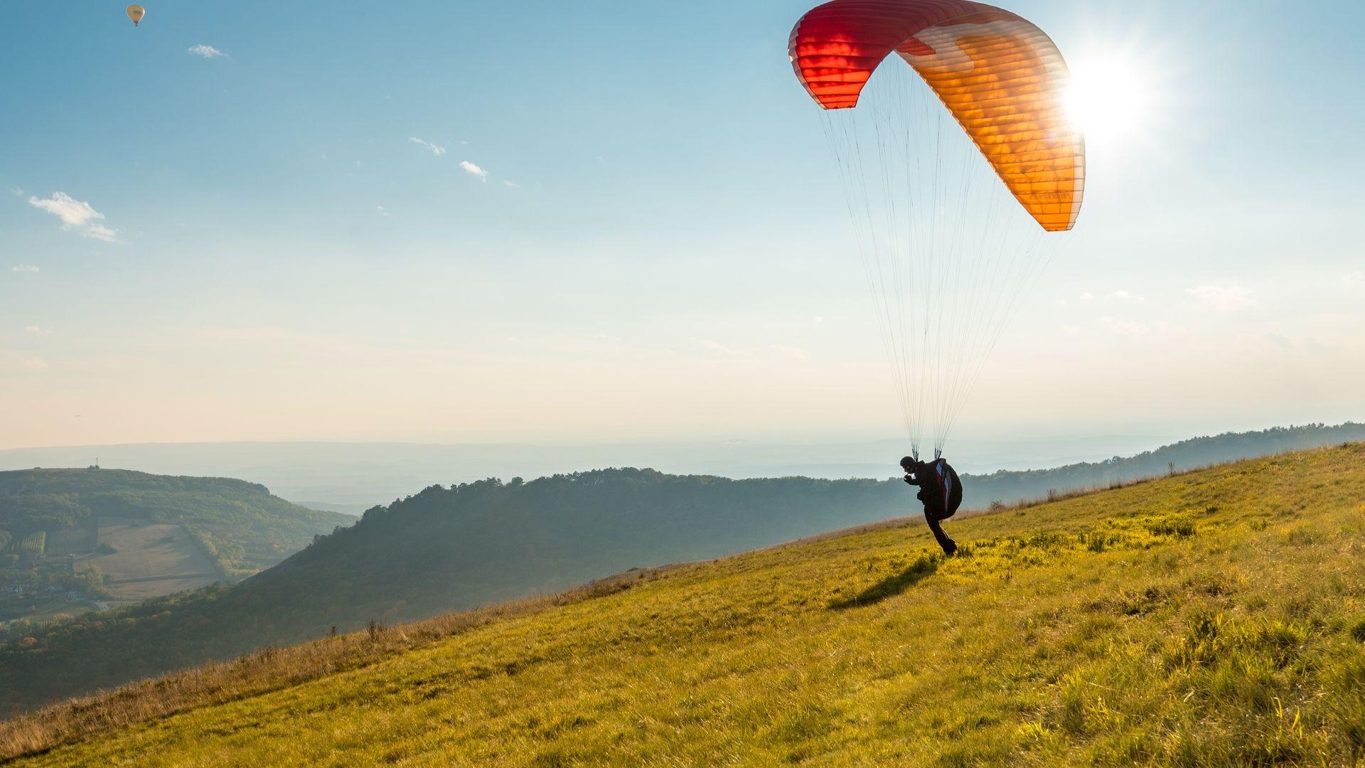 1920x1080 Hang Gliding, Desktop