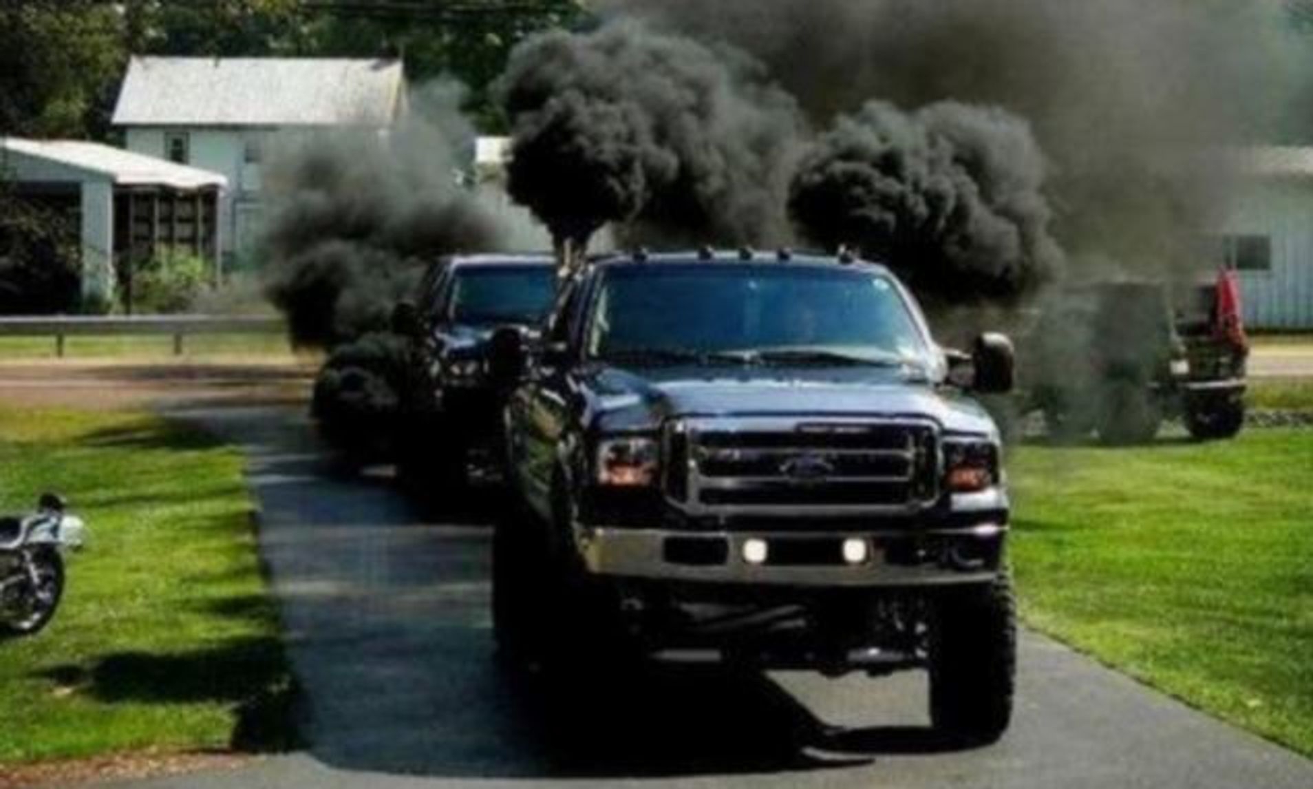 1910x1150 Black Smoke Belching Pick Ups Built By Anti Environmentalists Who, Desktop