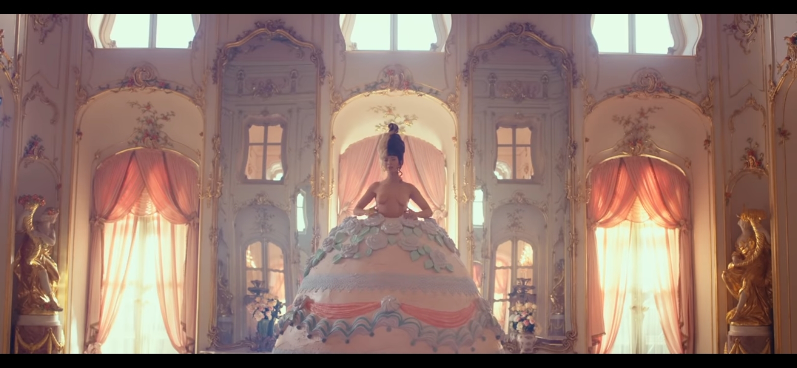 1560x720 Melanie Martinez: Strawberry Shortcake (Music Video 2019), Dual Screen