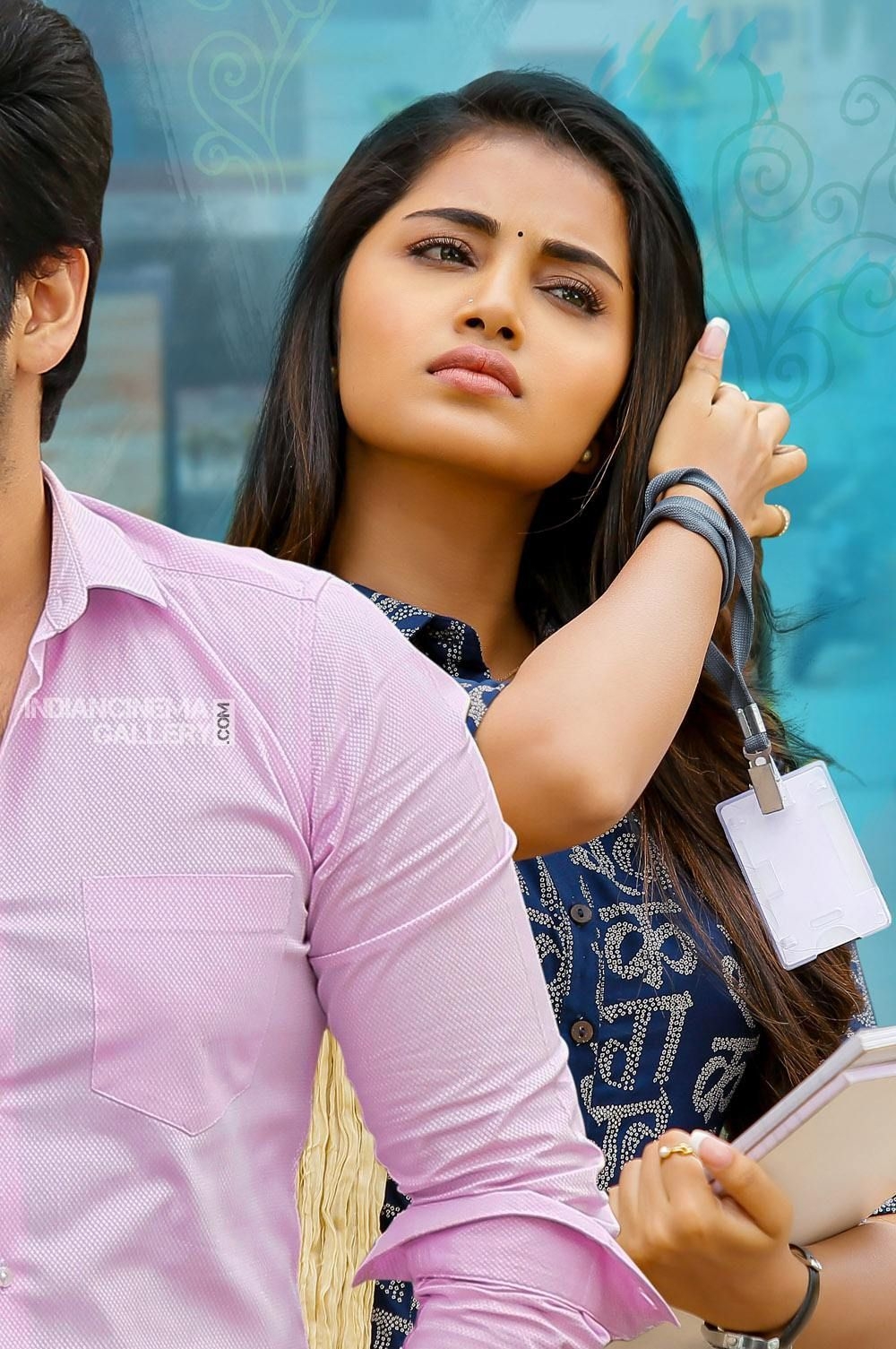 1000x1510 Anupama Parameswaran. Anupama parameswaran, Phone