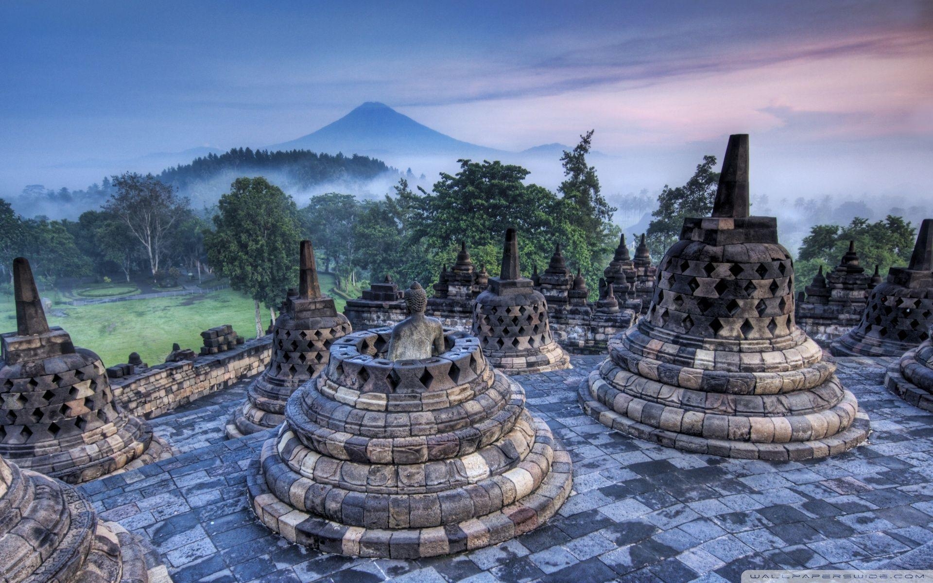 1920x1200 The Hidden Buddhist Temple Of Borobudur At Sunrise, Indonesia HD, Desktop