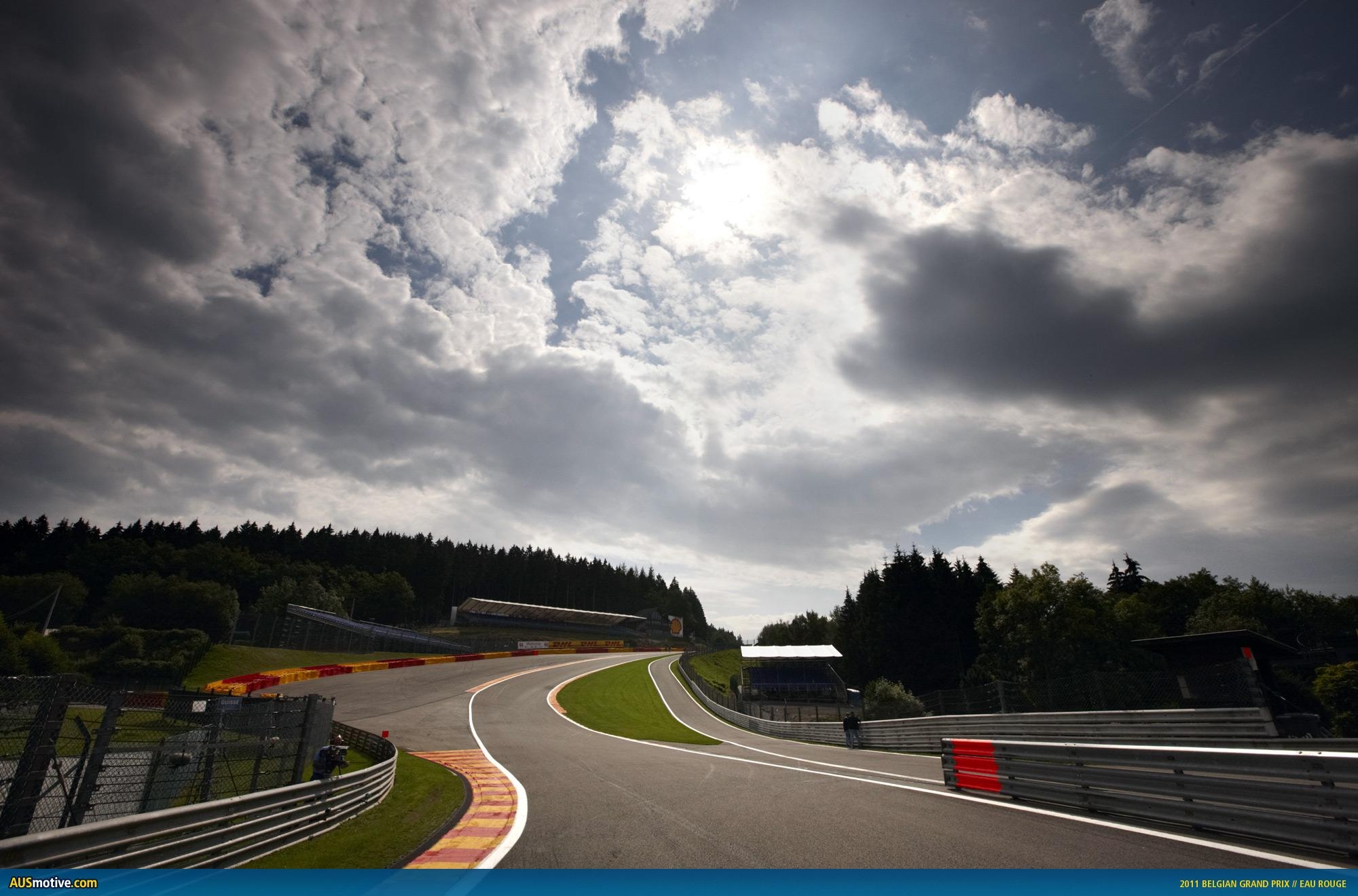 2000x1320 AUSmotive.com Belgian GP: Eau Rouge wallpaper, Desktop