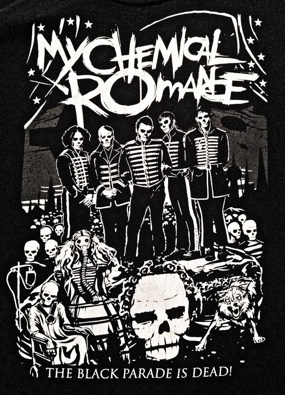 930x1280 My Chemical Romance Black Parade Is Dead. My chemical romance wallpaper, My chemical romance poster, My chemical romance, Phone