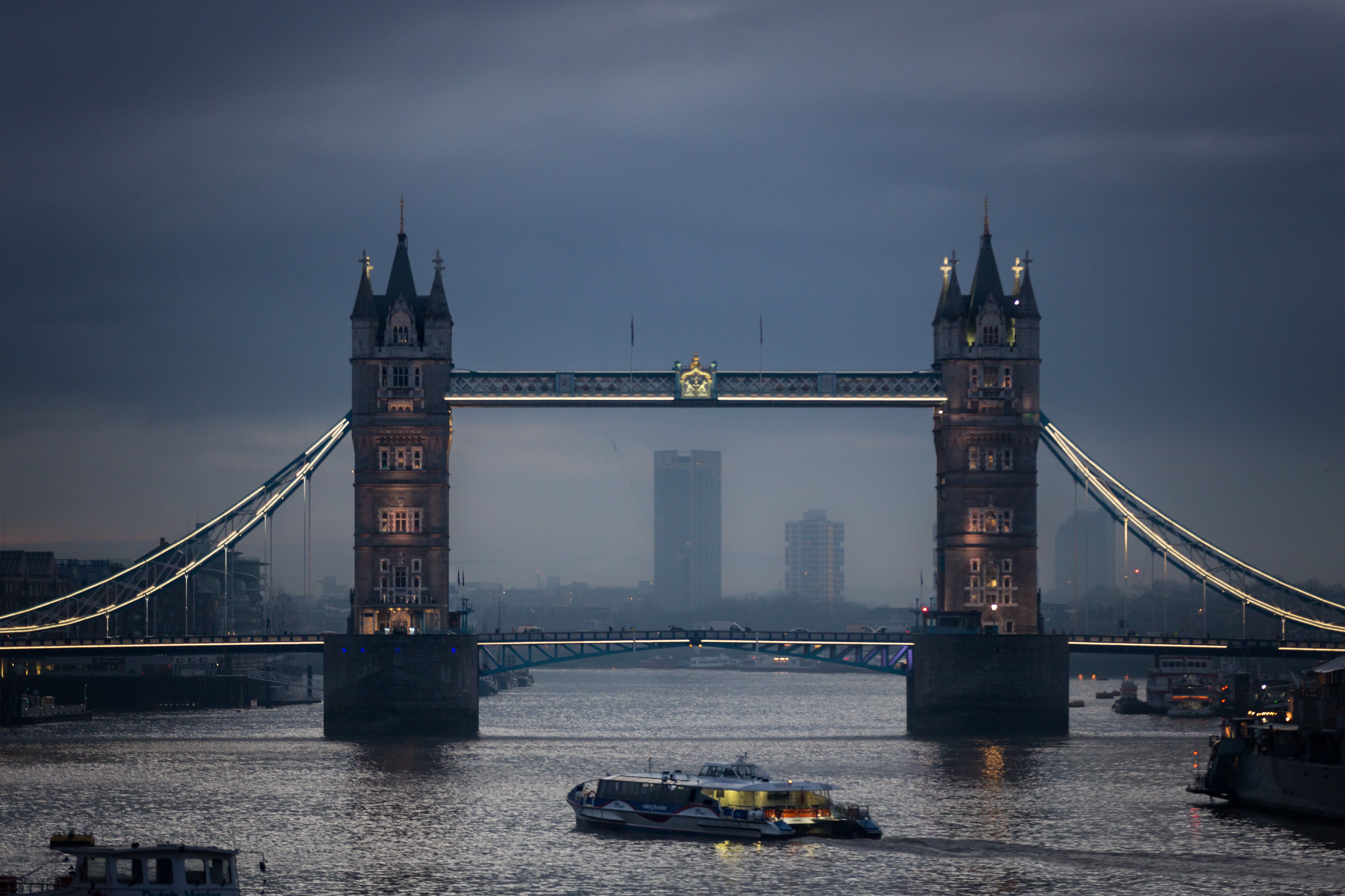 5760x3840 Twin Tower Bridge London at night HD wallpaper, Desktop