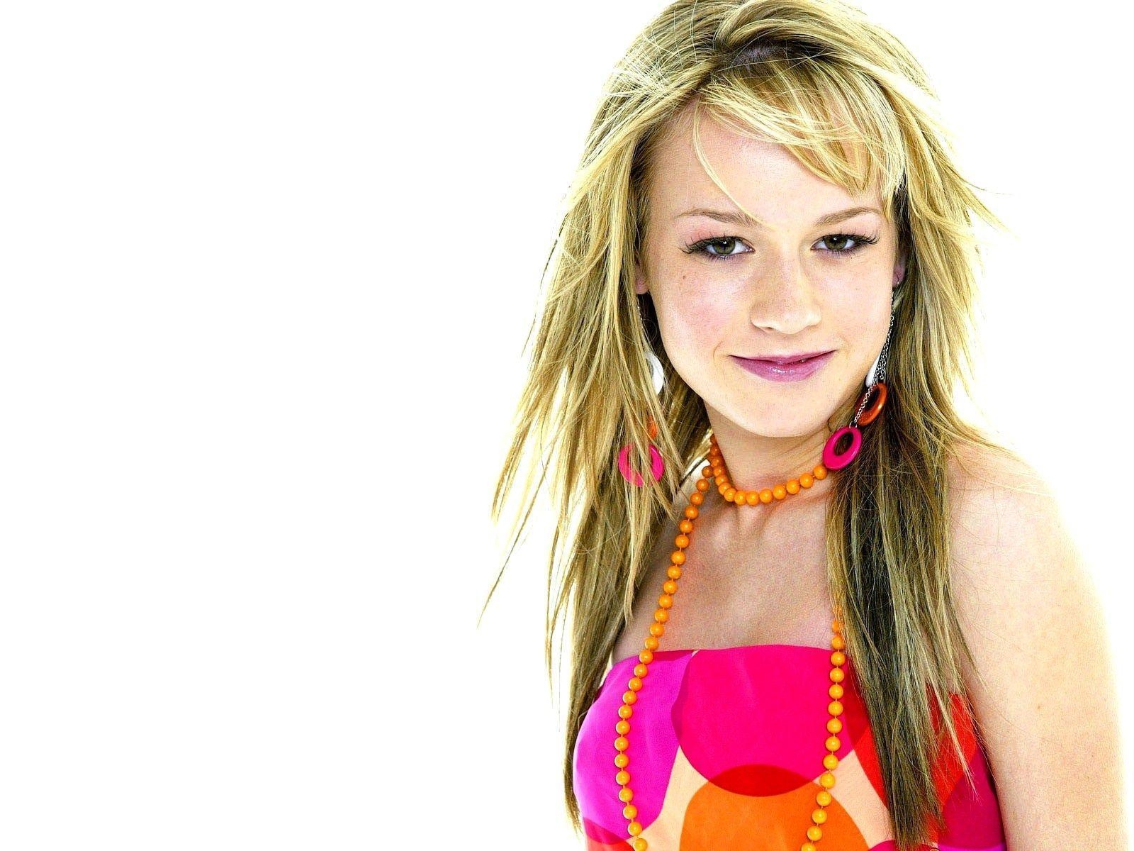 1600x1200 Brie Larson Wallpaper, Desktop