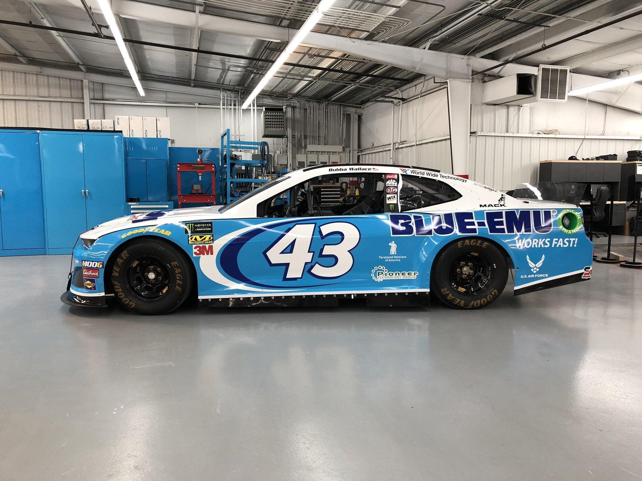 2050x1540 Bubba Wallace: Blue Emu (will Be Used At Bristol), Desktop