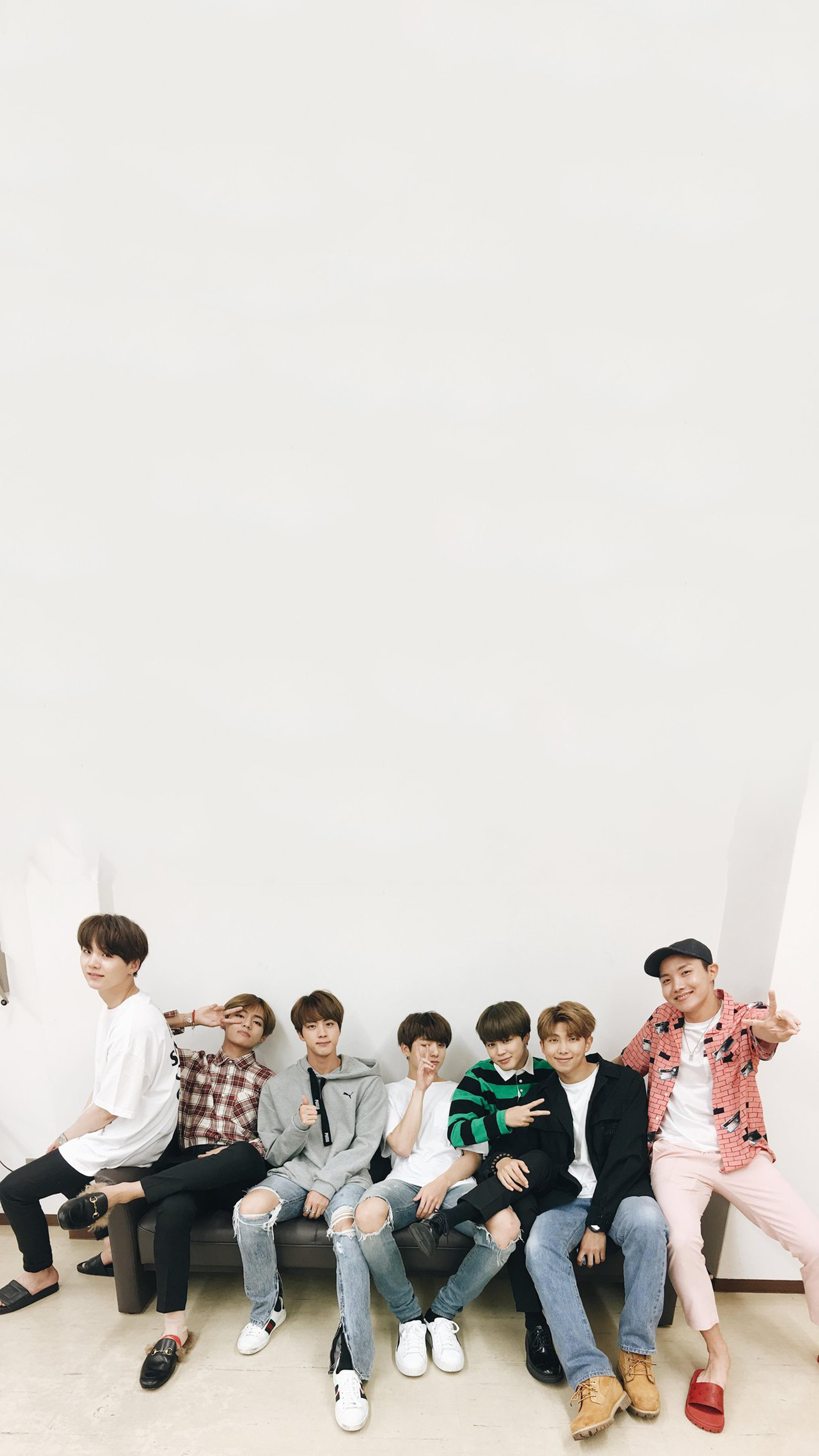 4500x8000 BTS ON STAGE&OFF STAGE WALLPAPERS LOCKSCREENS, Phone