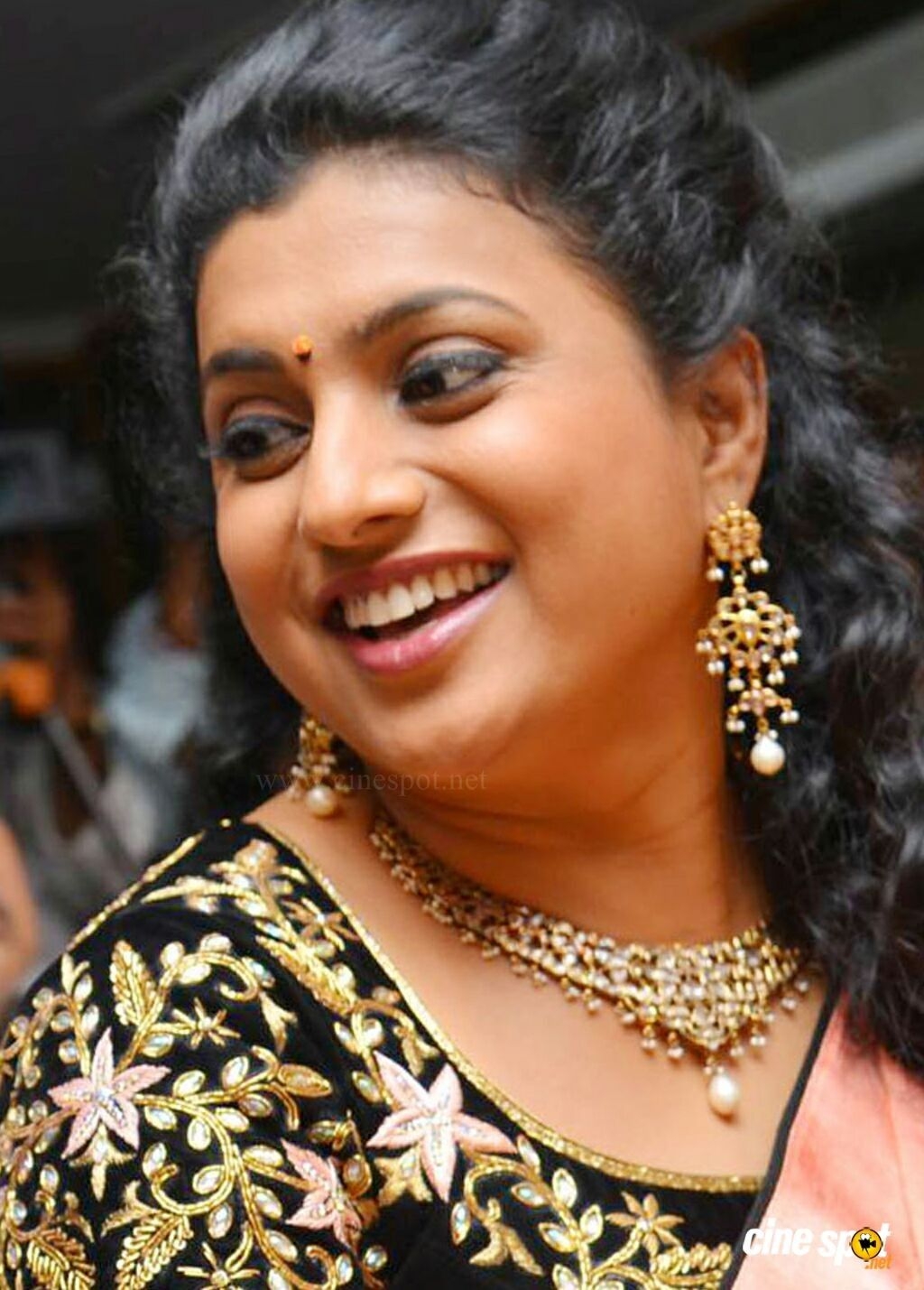 1030x1430 Queen Roja. Beautiful bollywood actress, Most beautiful indian actress, South indian actress hot, Phone