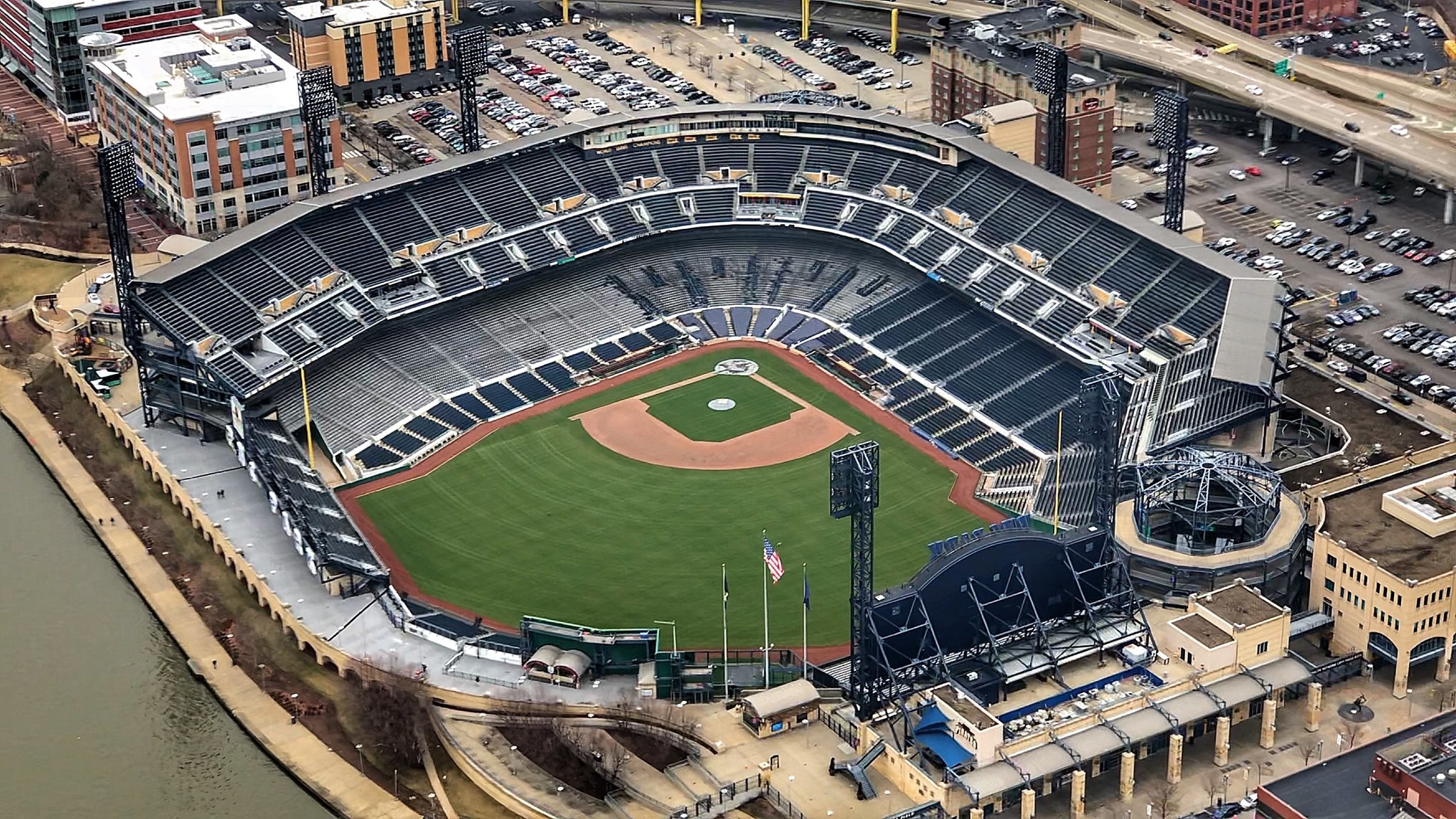 2050x1160 PHOTOS: PNC Park, Desktop