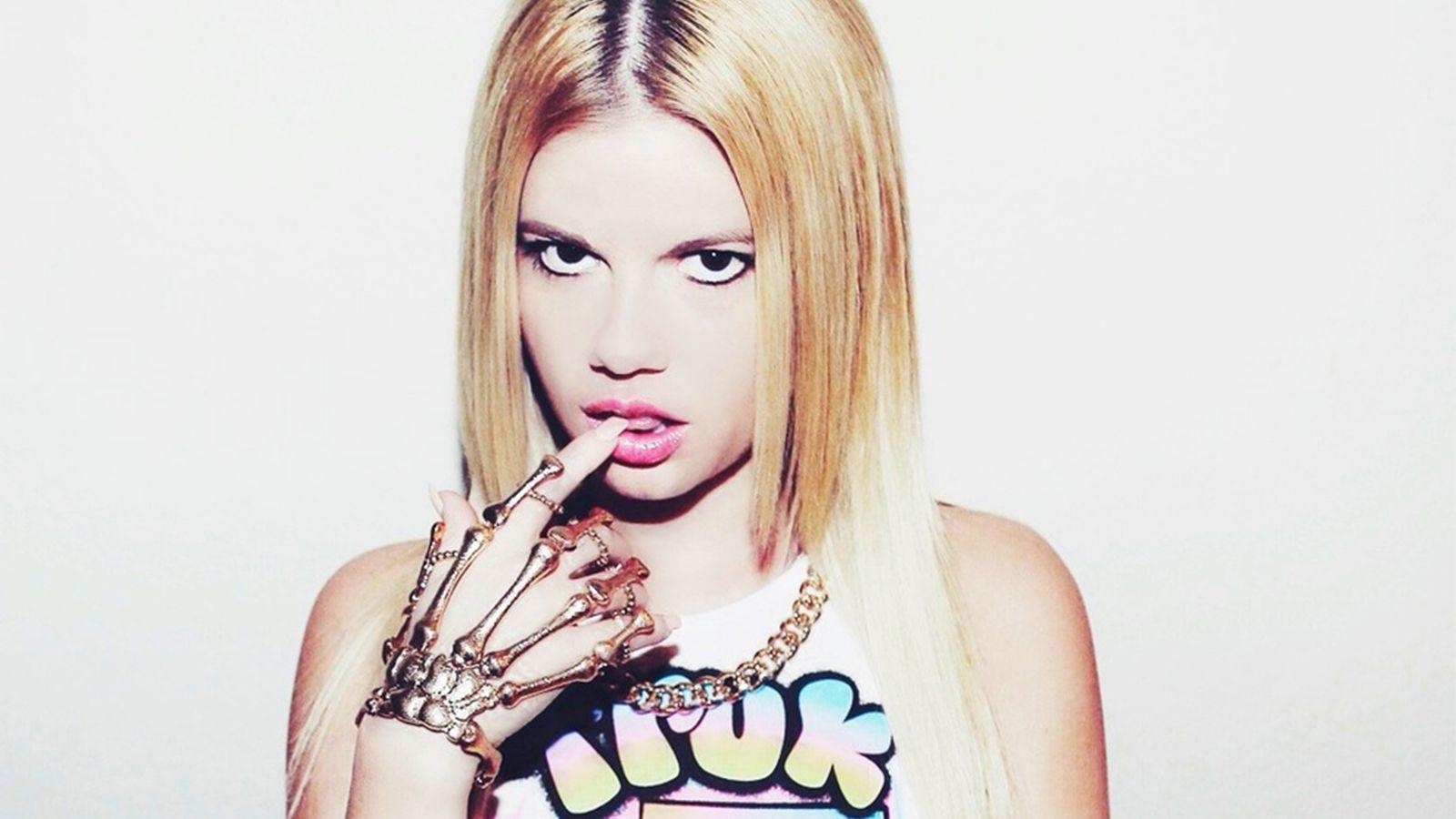 1600x900 Chanel West Coast HD Wallpaper. Chanel west coast, Chanel west, Chanel, Desktop